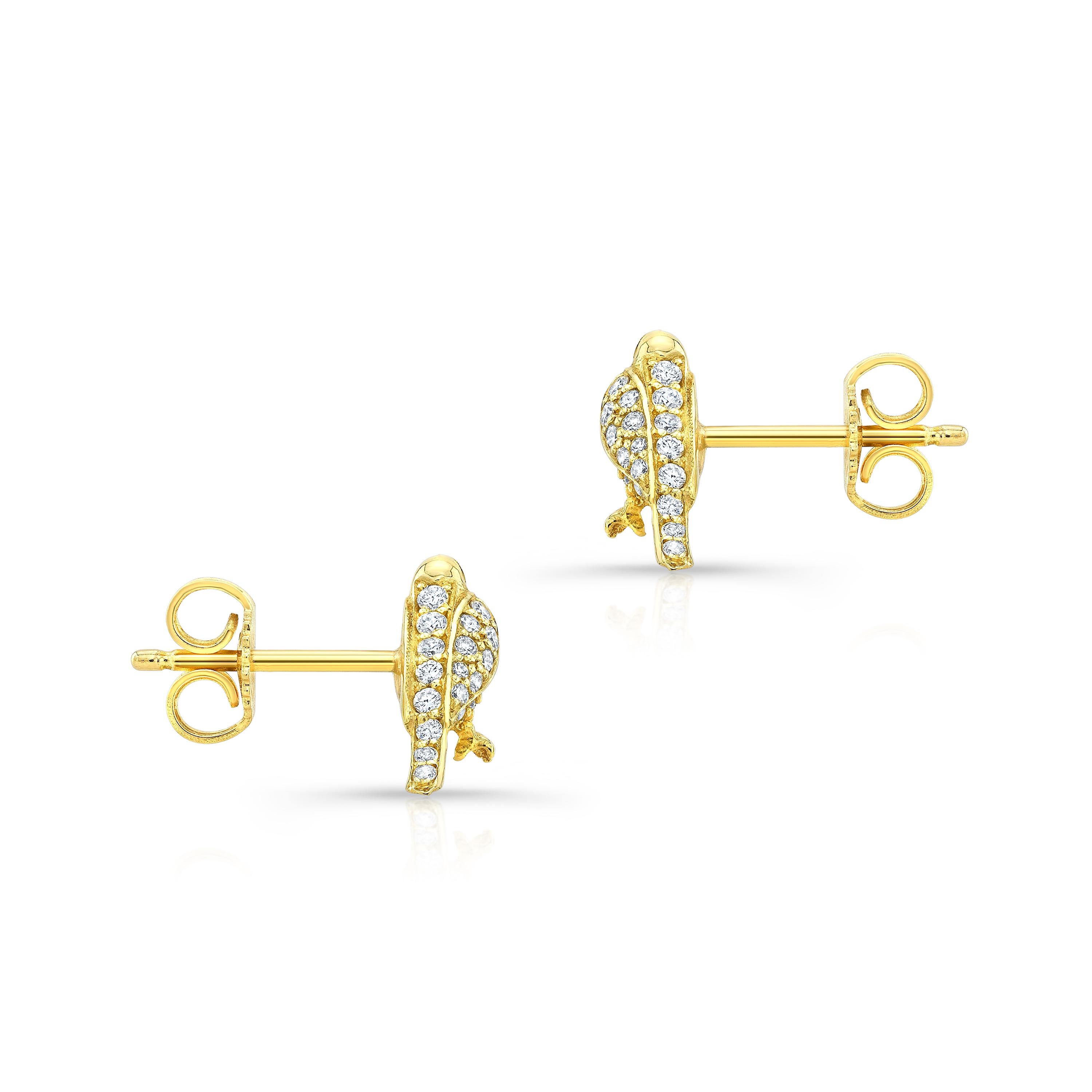 Amy Y's design in 18K-yellow gold and diamond inlaid sweet lovebird earrings are a wonderful example of enchantment to go with every occasion. Handcrafted by Amy's skilled European artisan, these charming little lovebirds are delicately detailed