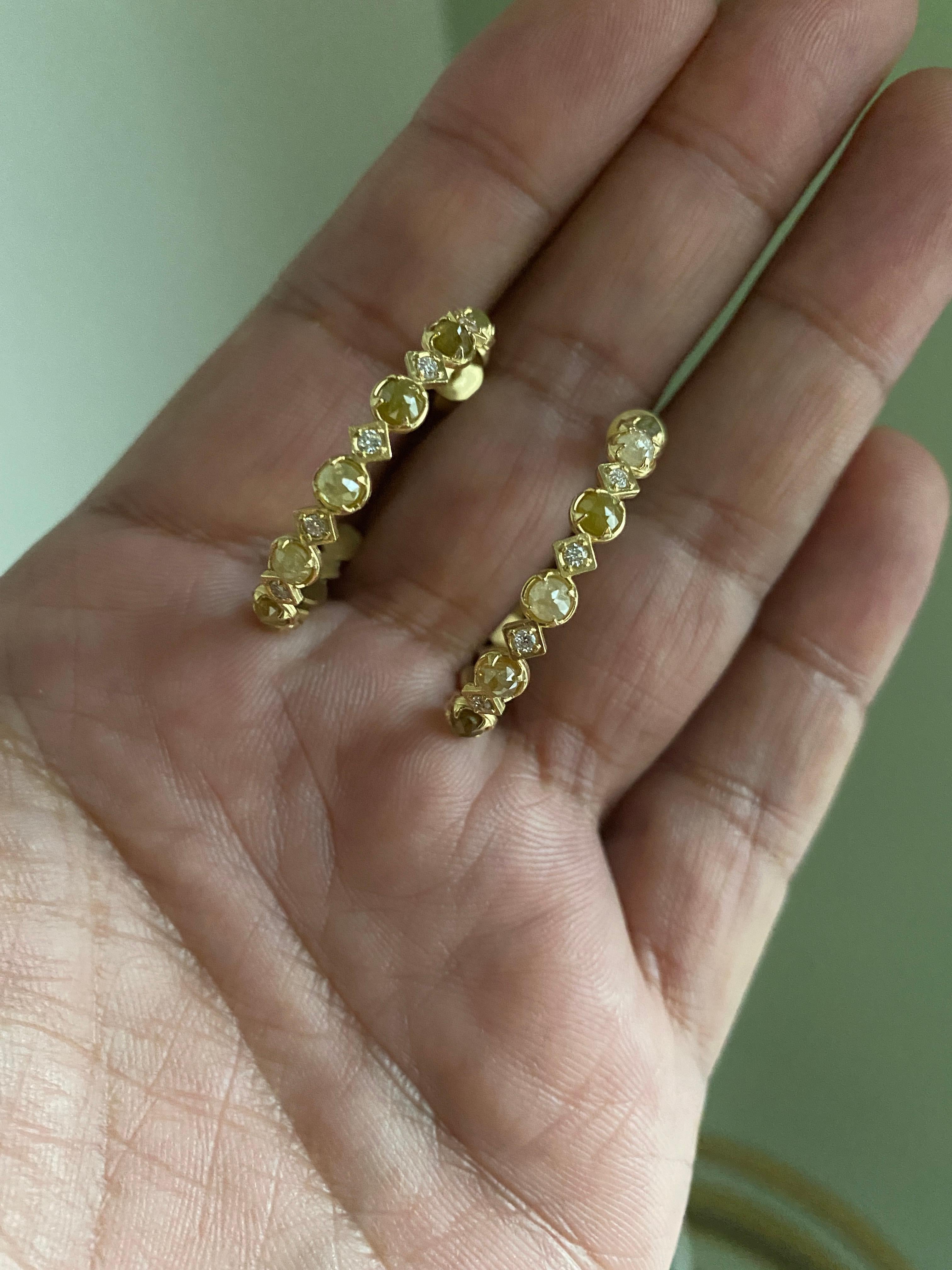 Women's Amyn, Rose Cut Diamond and White Diamond Hoop Earrings in 18k Yellow Gold For Sale