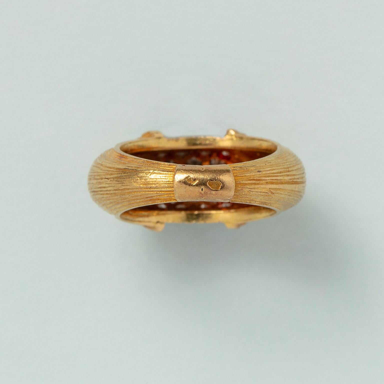 Ein 18 Karat französischer Bandring mit Diamanten im Zustand „Gut“ in Amsterdam, NL