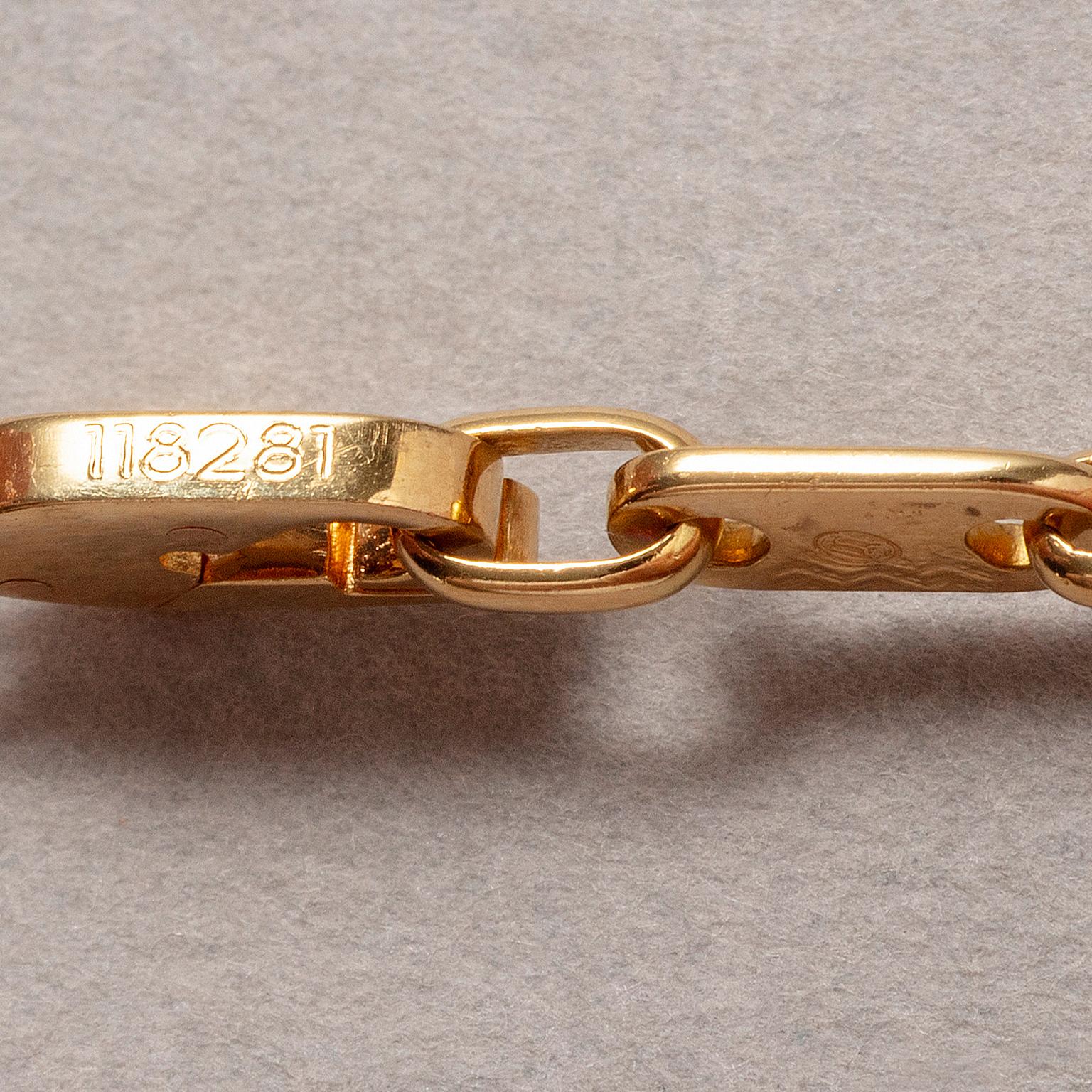 Una cadena Cartier de oro de 18 quilates y diamantes Corte brillante