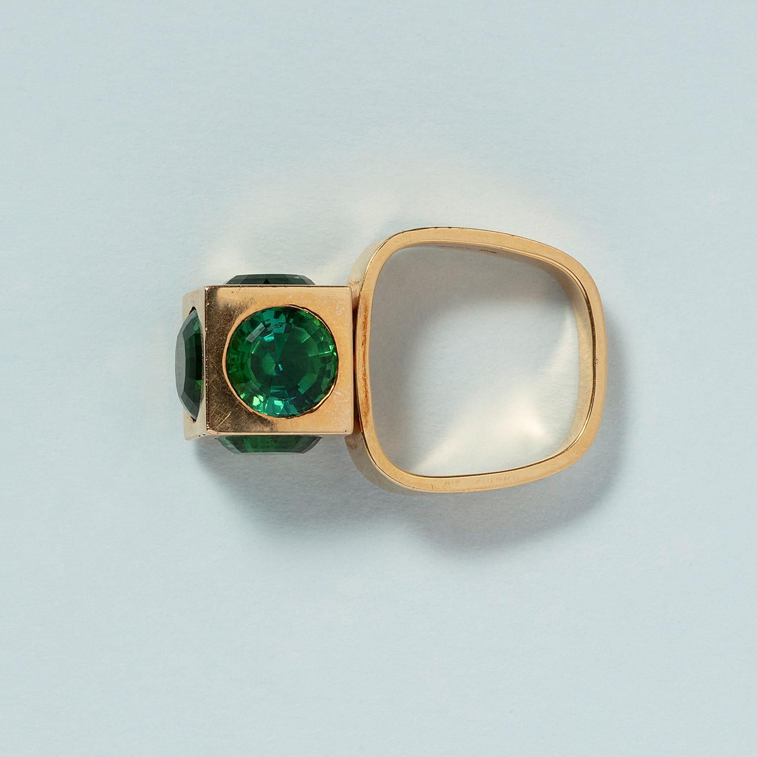 Round Cut An 18 Carat Gold and Green Tourmaline Ring by Kurt Aepli for Trudel
