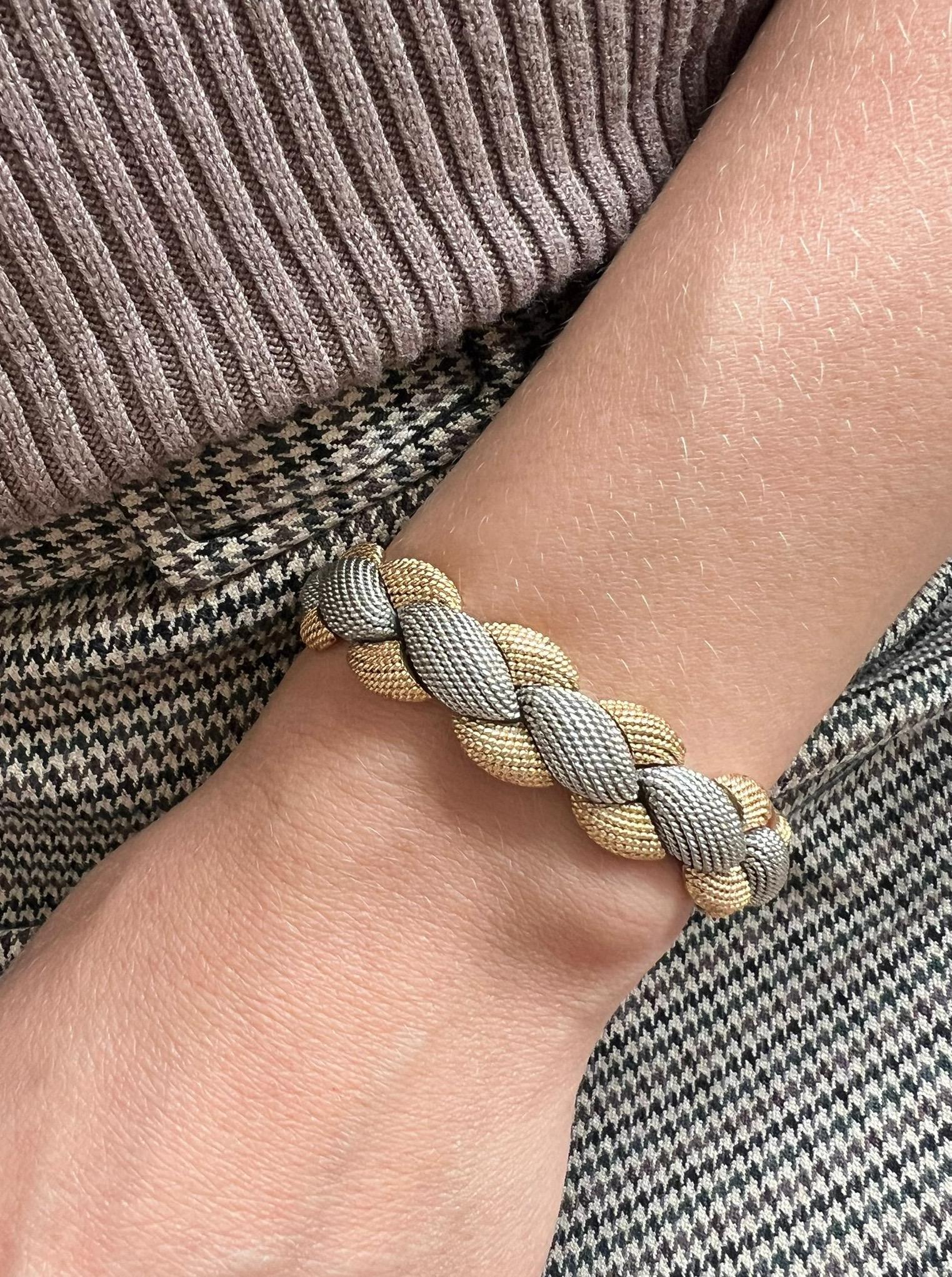 An 18 Carat Gold and Platinum Sterlé Bracelet For Sale 1