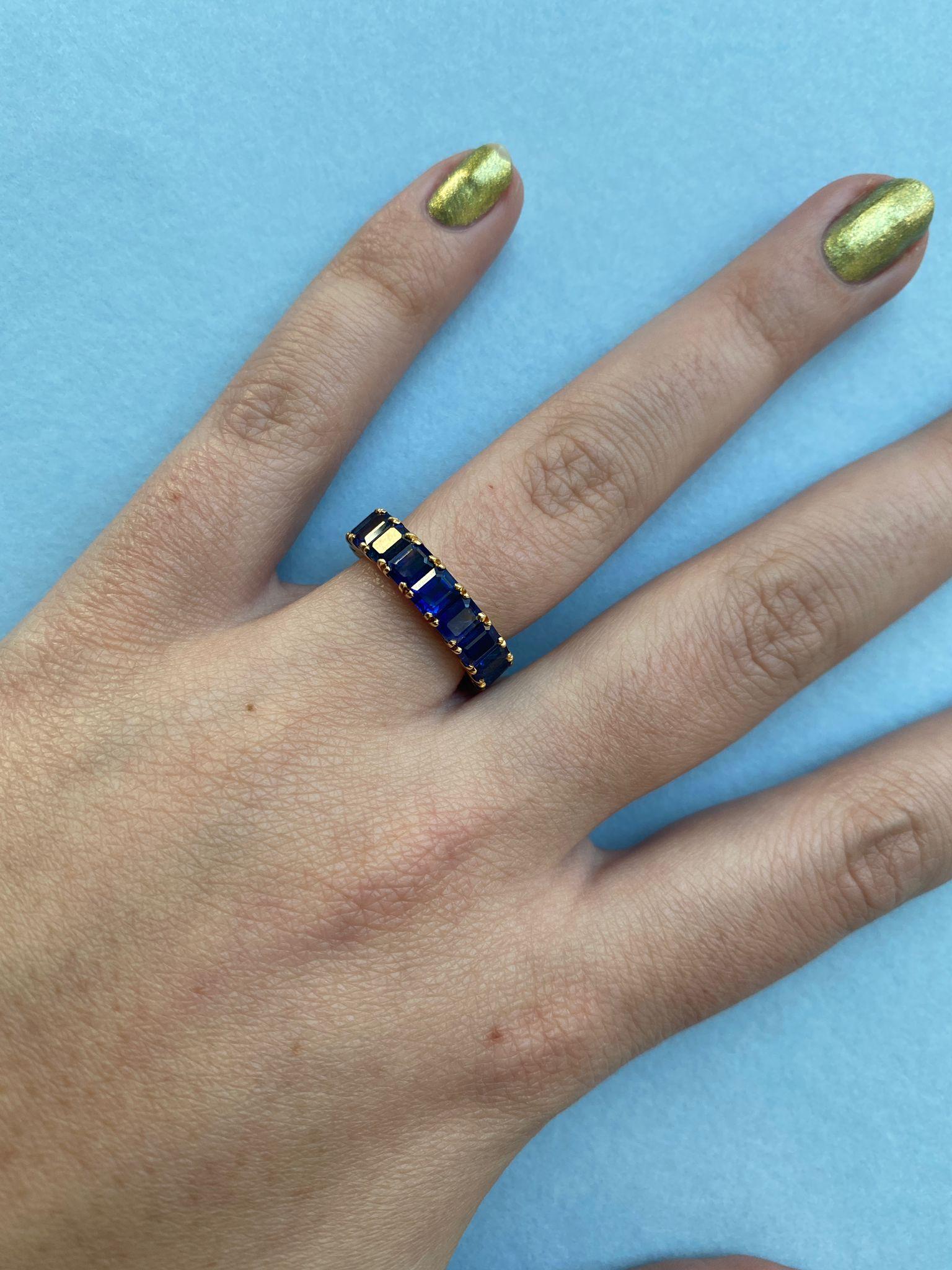 18 Carat Gold and Sapphire Boucheron Eternity Ring In Good Condition In Amsterdam, NL