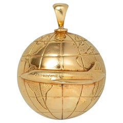 An 18 Carat Gold Boucheron Globe Charm