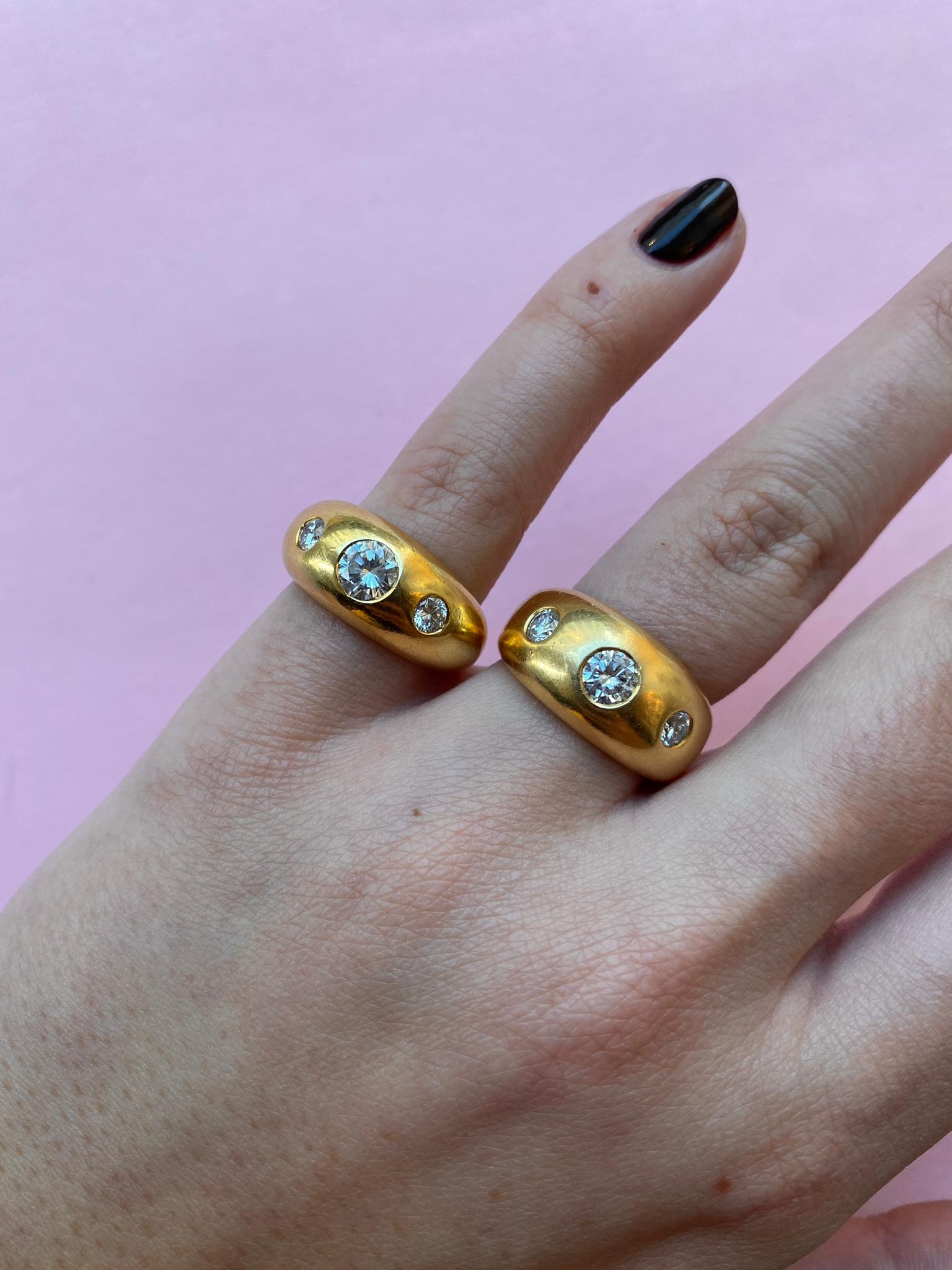 18 Karat Gold Cartier Ring mit drei Steinen 2