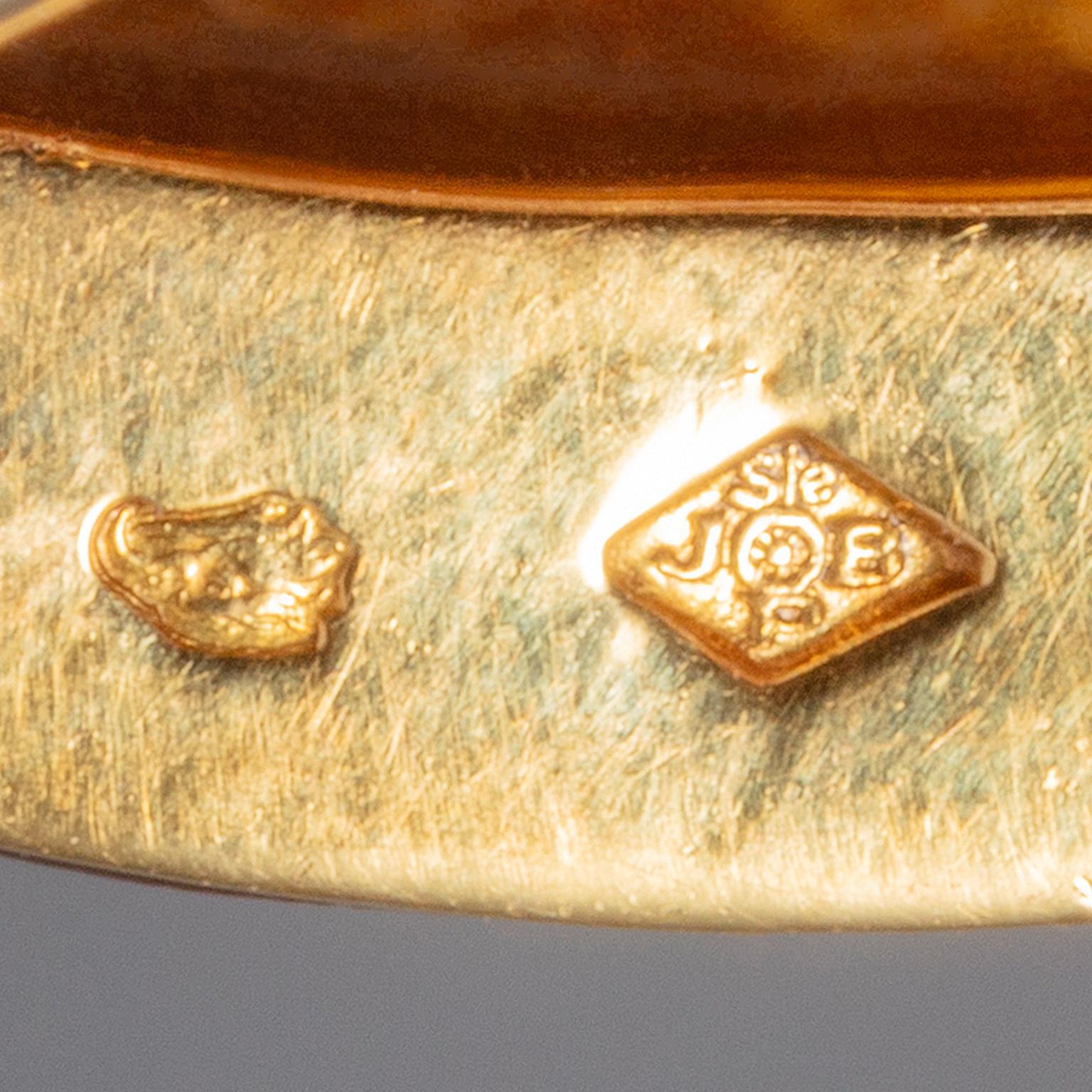 Spilla Elefante in oro 18 carati con occhio di tigre e diamante In condizioni buone in vendita a Amsterdam, NL