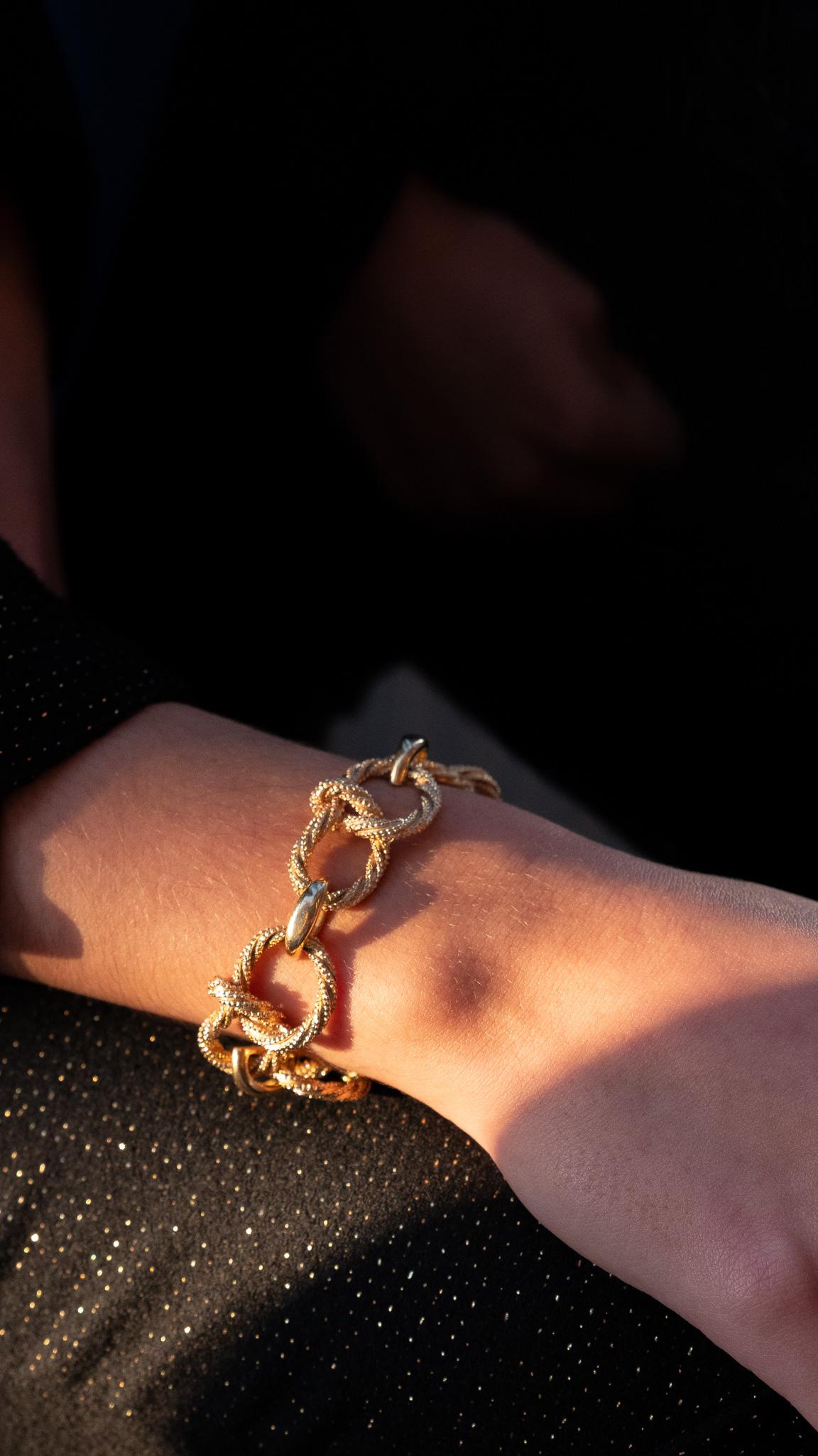 Bracelet français Gaetan de Percin en or 18 carats en vente 3