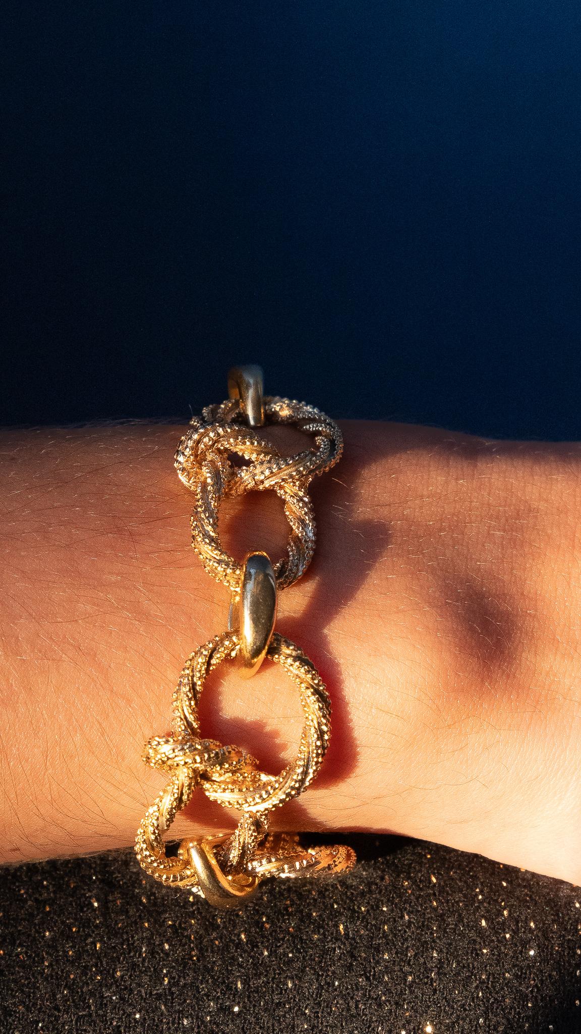 Bracelet français Gaetan de Percin en or 18 carats en vente 4