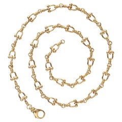 An 18 Carat Gold French Stirrup Chain