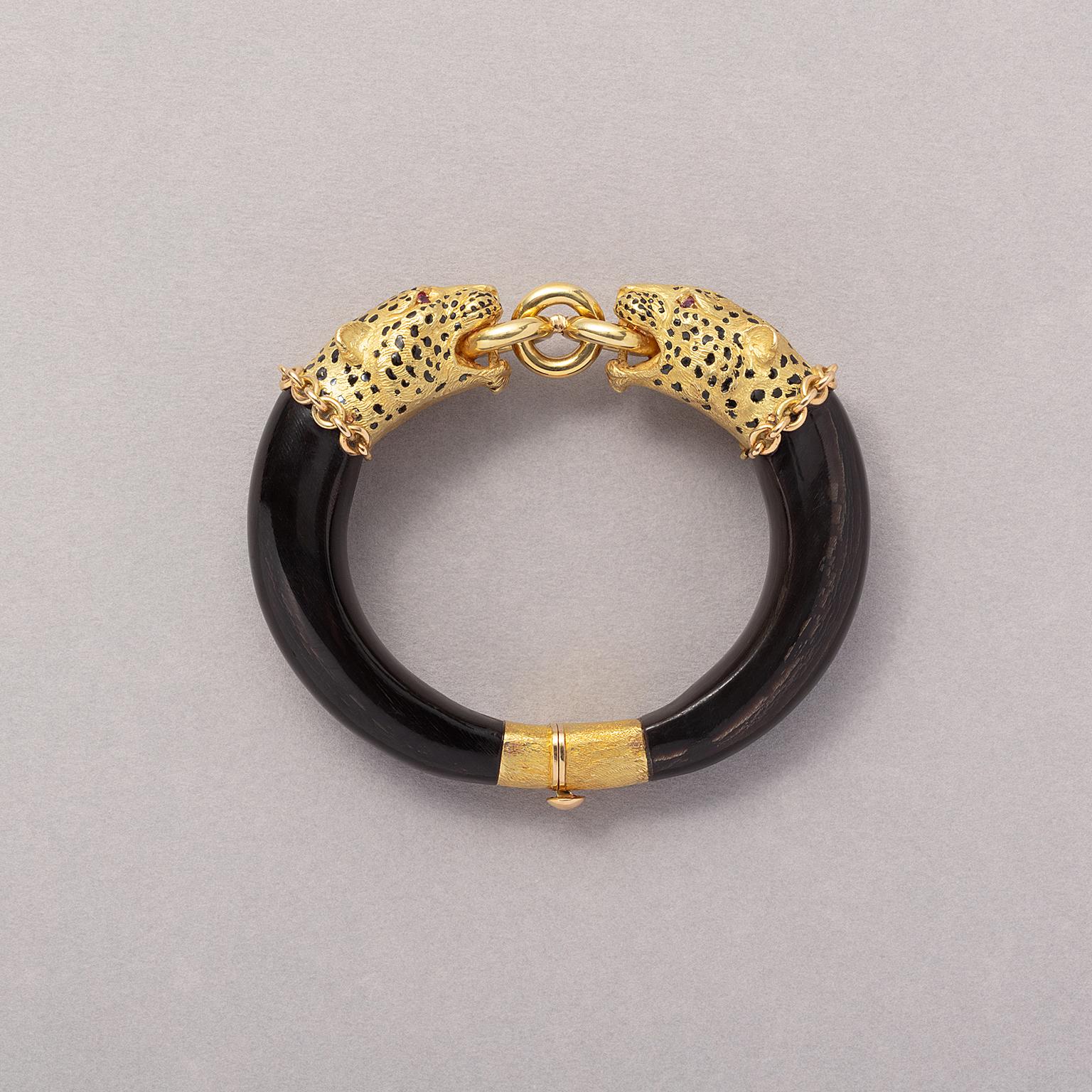 An 18 Carat Gold Gay Frères Panther Bracelet with Wood In Good Condition In Amsterdam, NL