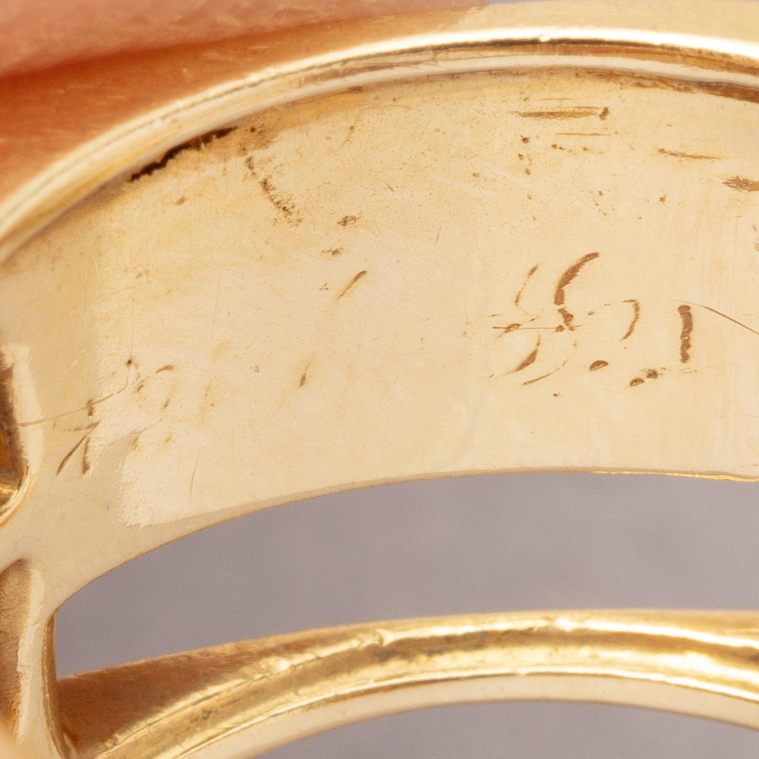 An 18 Carat Gold LOVE Ring by Donald Claflin for Tiffany & Co. In Good Condition For Sale In Amsterdam, NL