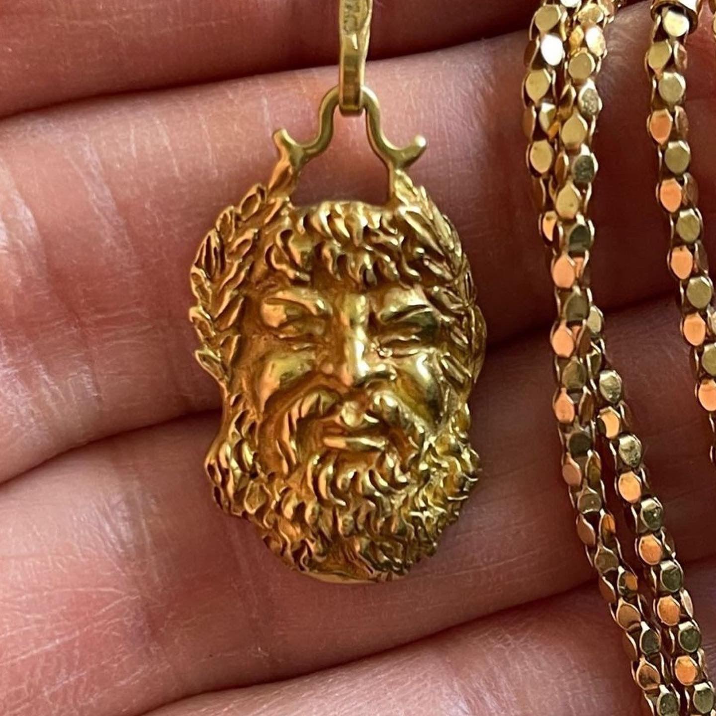 zeus necklace