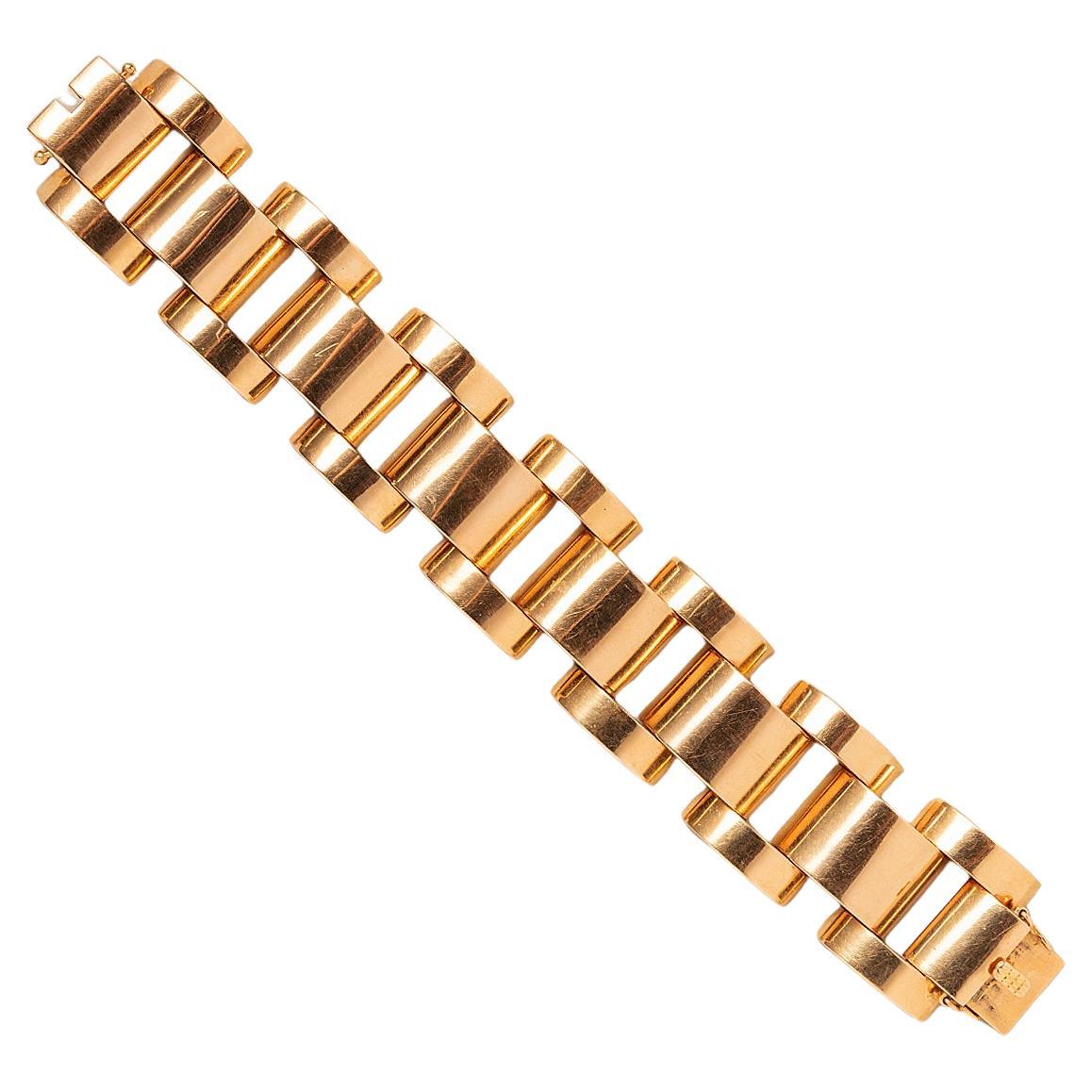 An 18 Carat Gold Retro Link Bracelet For Sale