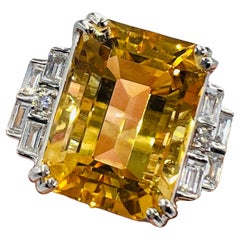 18 Carat White Gold Cocktail Ring Set with a Faceted Citrine and Diamonds