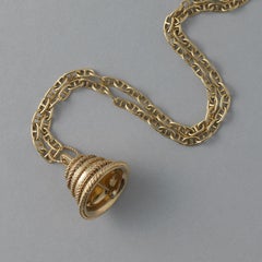 18 Carat Yellow Gold Van Cleef & Arpels Bell Charm