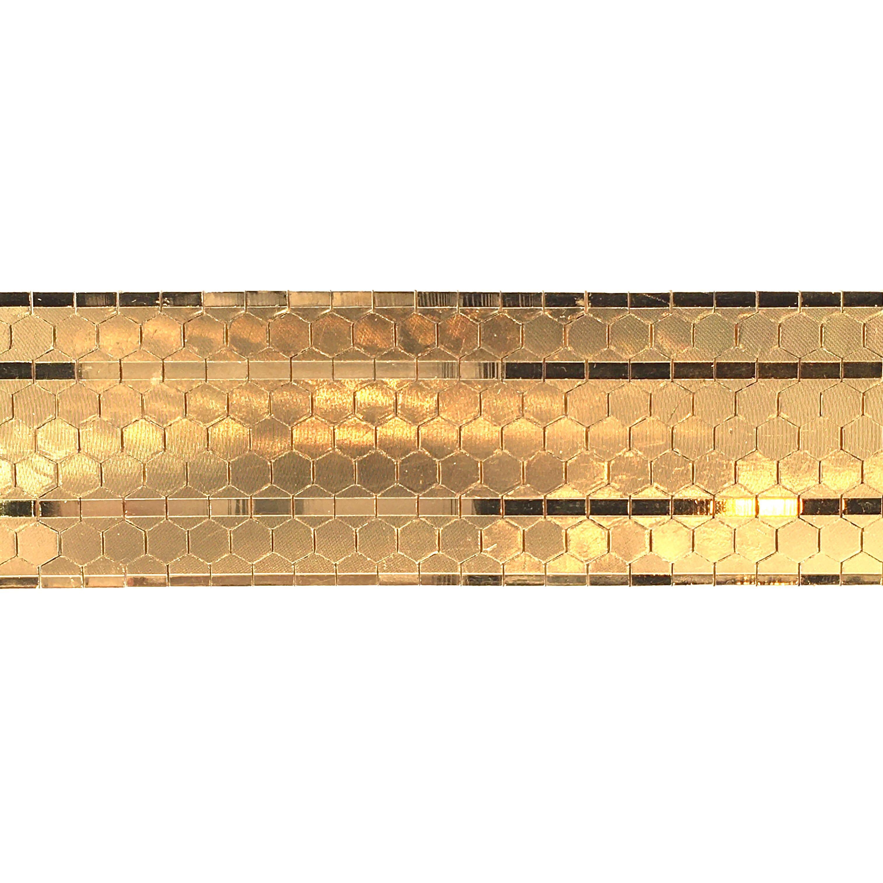 18 Karat Yellow Gold Bracelet In Excellent Condition In New York, NY