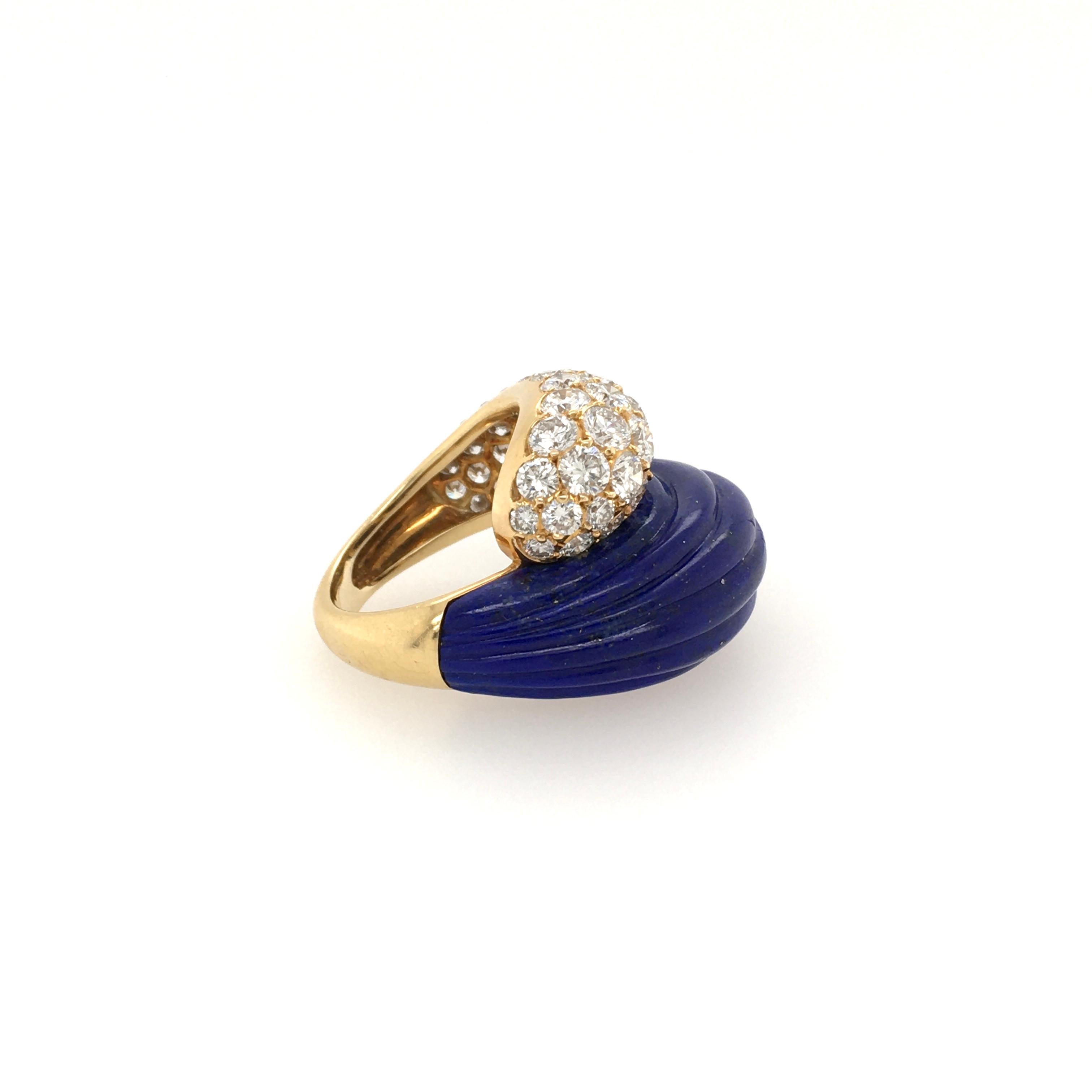 18 Karat Yellow Gold, Lapis Lazuli and Diamond Ring In Excellent Condition In New York, NY