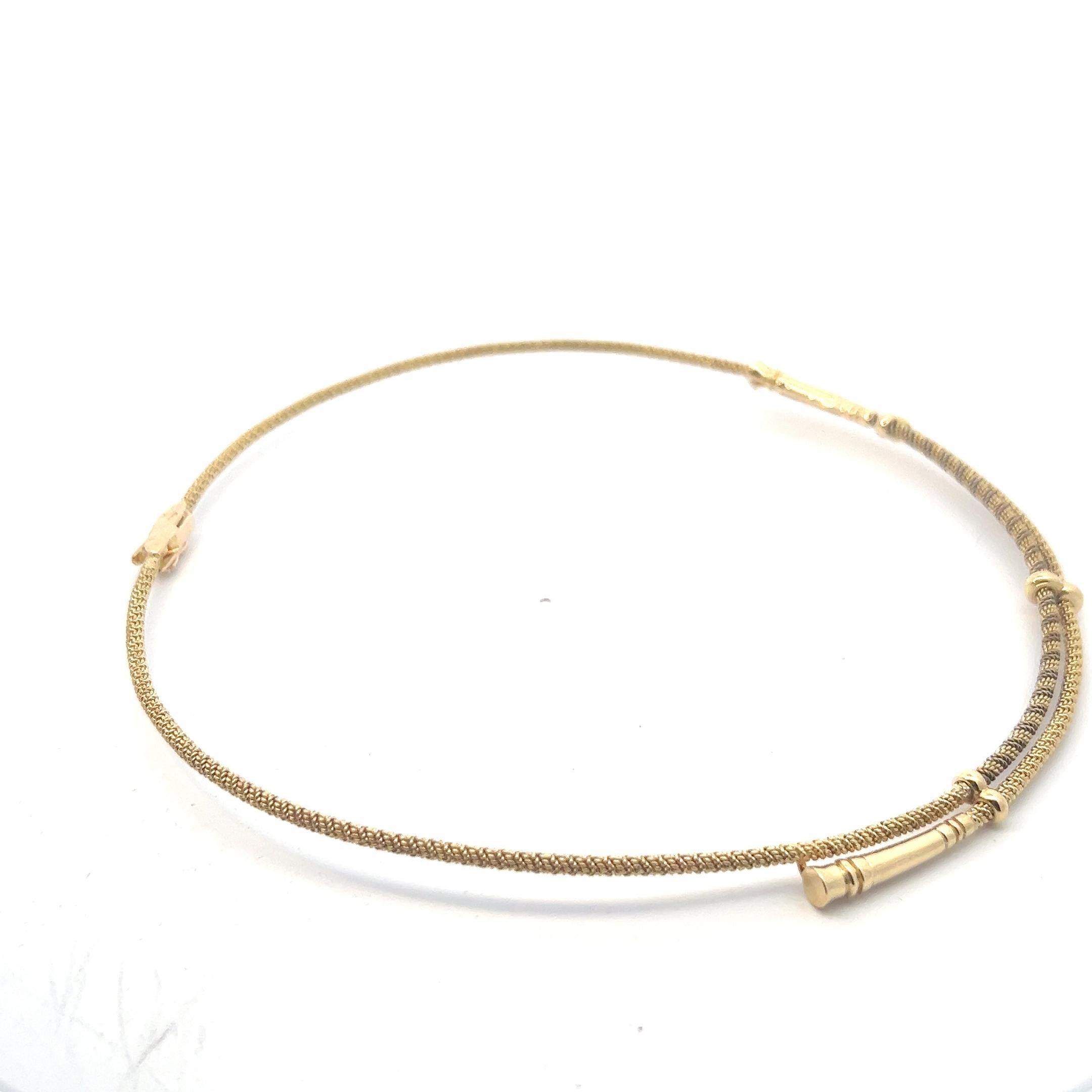 Women's An 18 karat yellow gold necklace by Hermès.