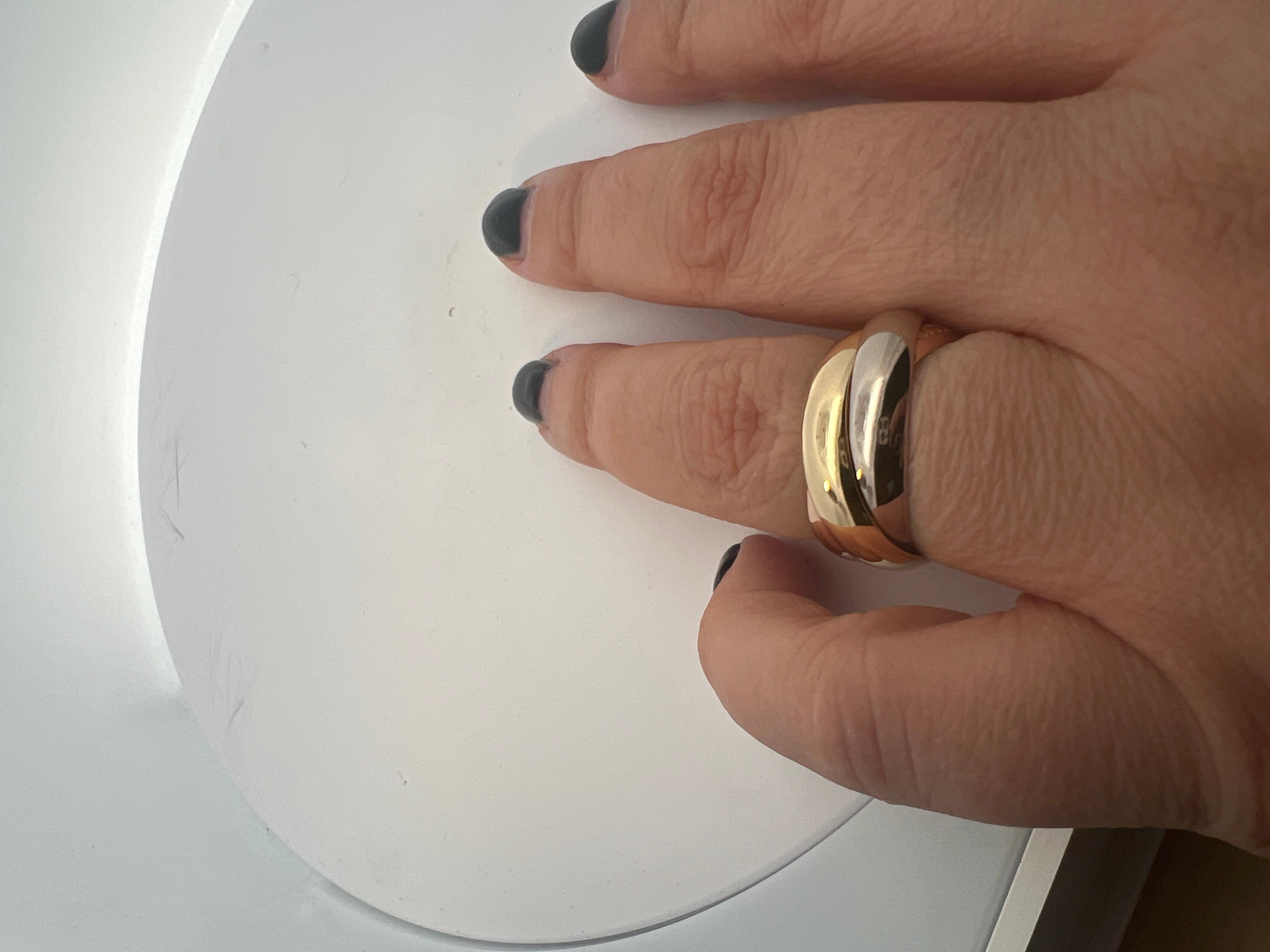 Ring aus 18 Karat Gelb-, Weiß- und Rotgold 