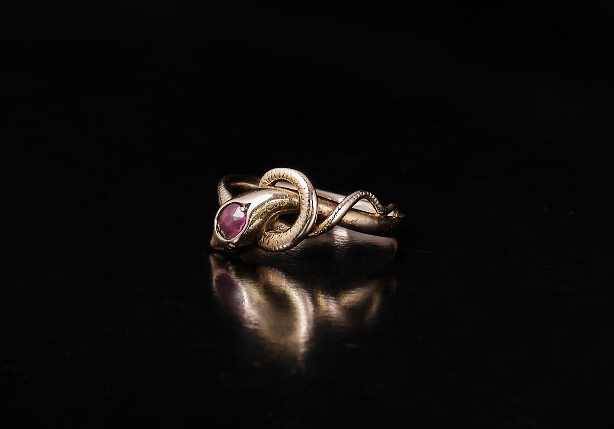 Women's or Men's An 1890s 14K gold snake ring adorned with a ruby  For Sale