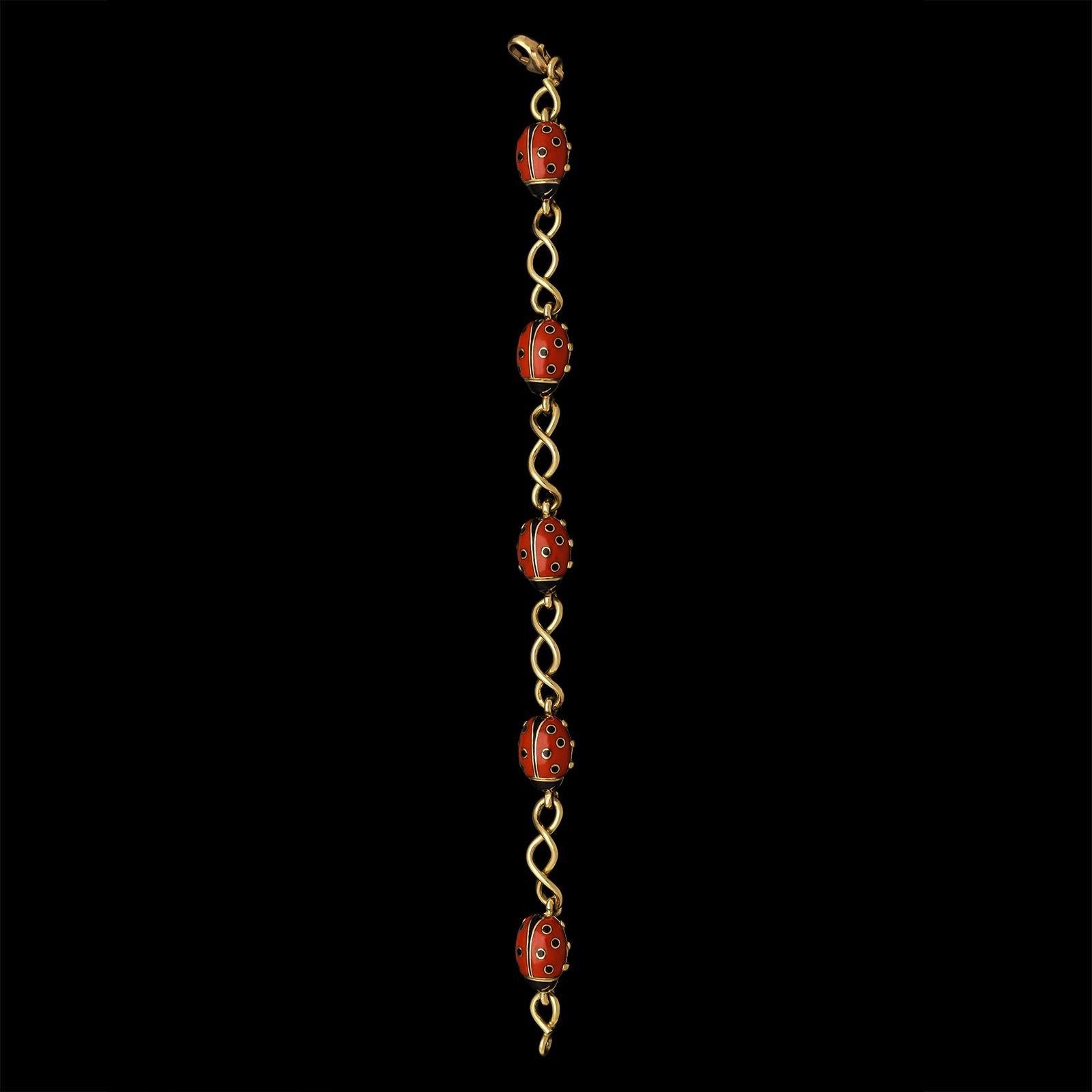 Bracelet coccinelle en or 18ct et émail, Londres 2002 en vente 1