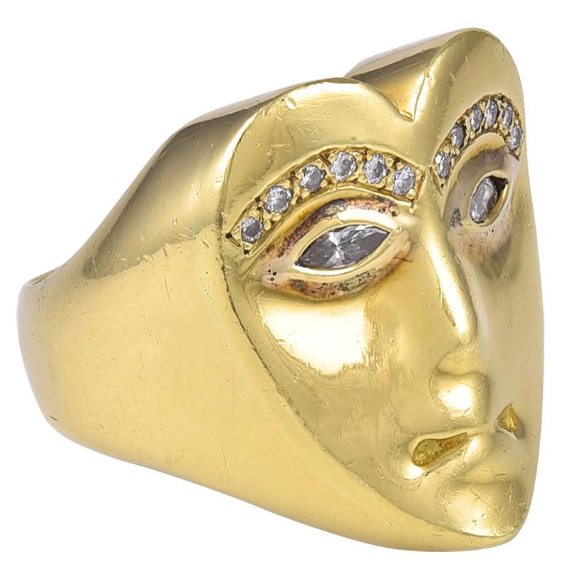 Set with Marquise Diamond eyes and 6 stone Diamond eyebrows, with a pursed lipped slightly fierce expression. On the reverse of the head in a trellis design in large letters is written DAVID 1993 STERN and an 18k Gold mark in the shank.
A very hand