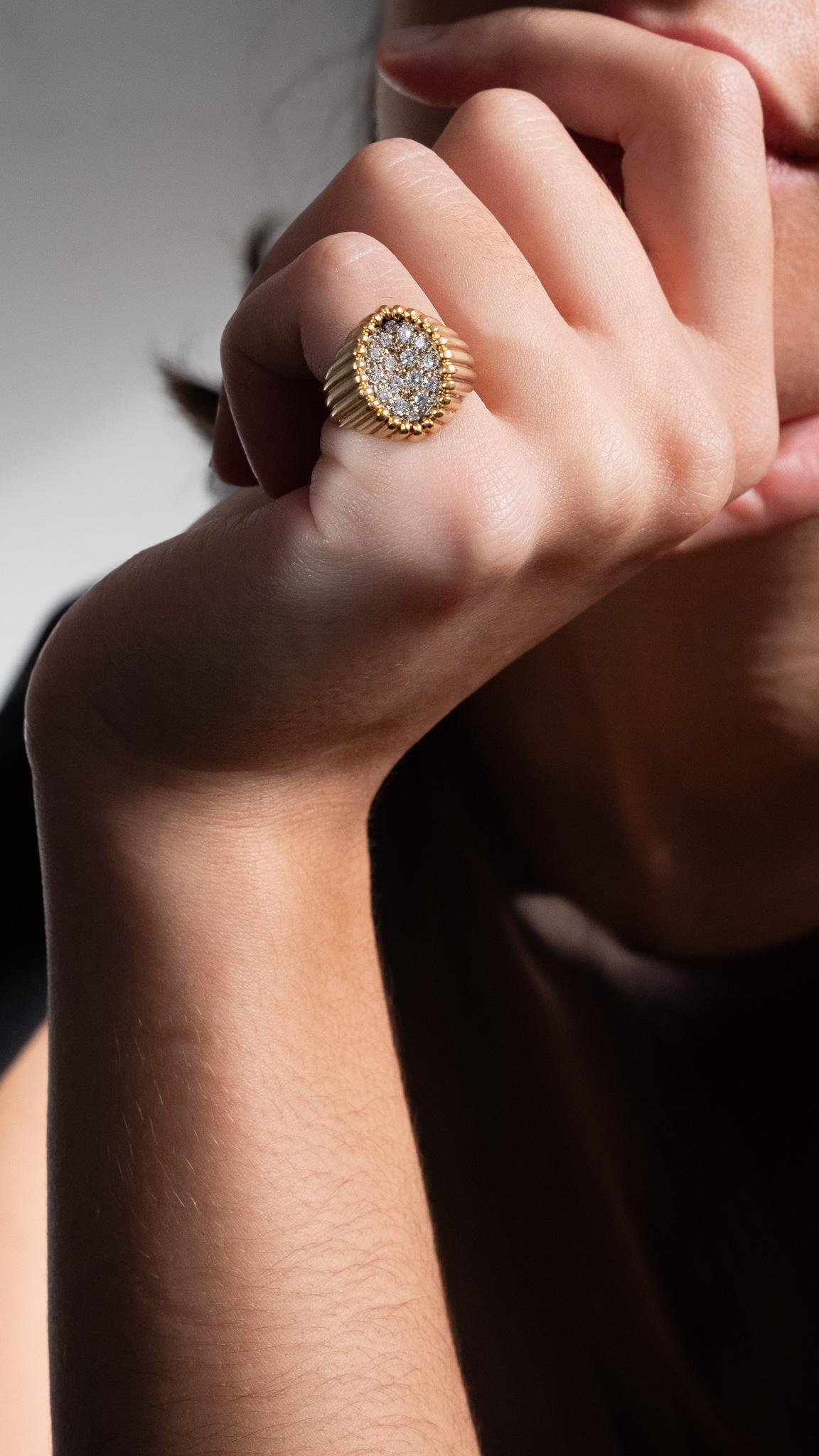 An 18k Gold and Diamond Mellerio Tartelette Ring For Sale 5