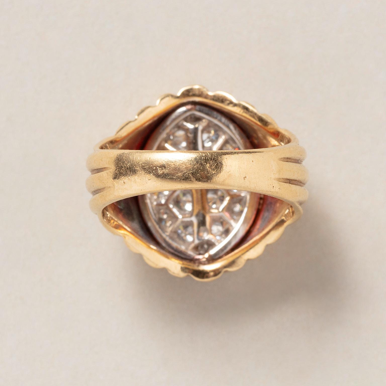 An 18k Gold and Diamond Mellerio Tartelette Ring In Good Condition For Sale In Amsterdam, NL