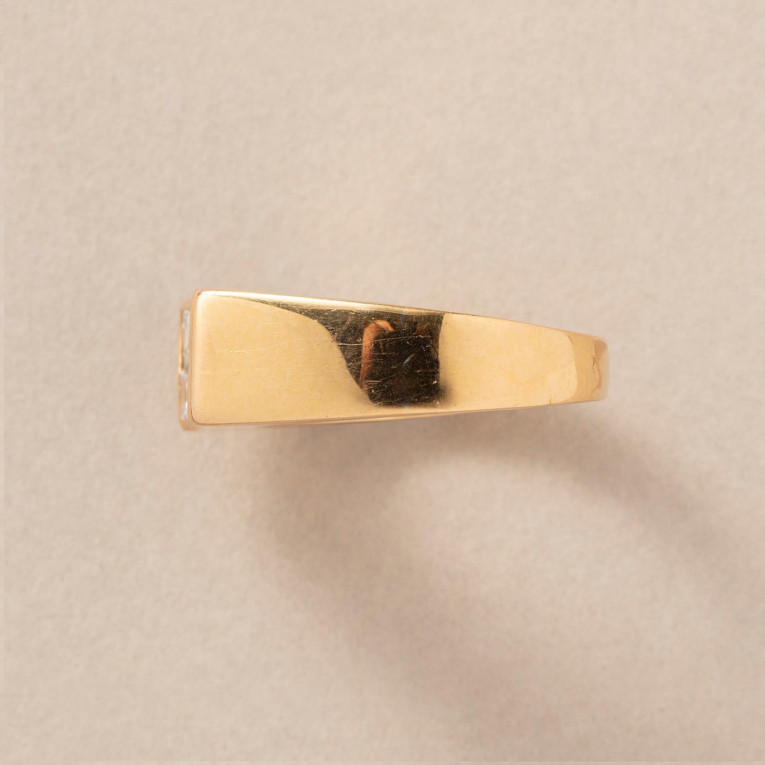 Taille carrée Bague en or 18k et diamants d'Oscar Heyman en vente