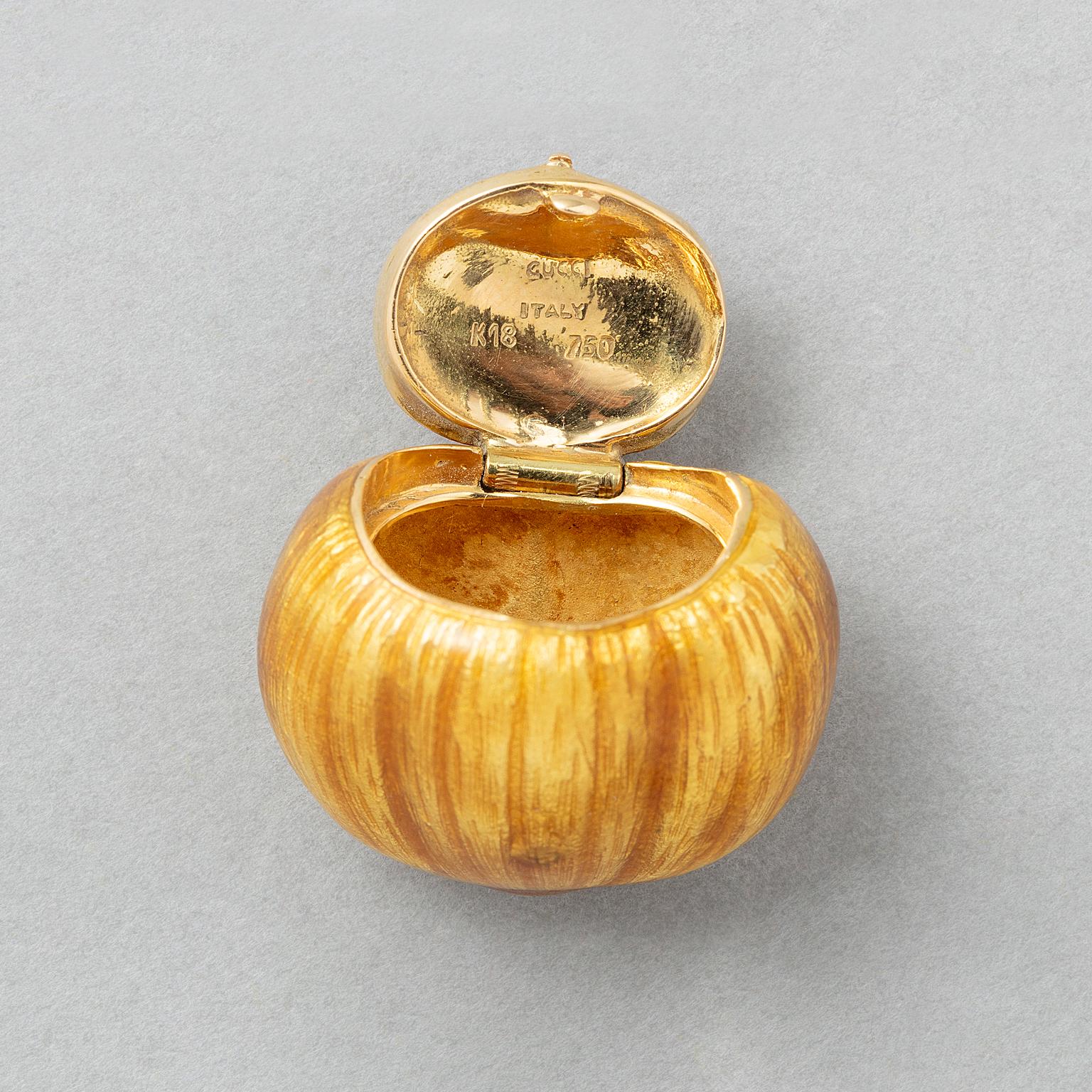 An 18k Gold and Enamel Gucci Hazelnut Pill Box For Sale 2
