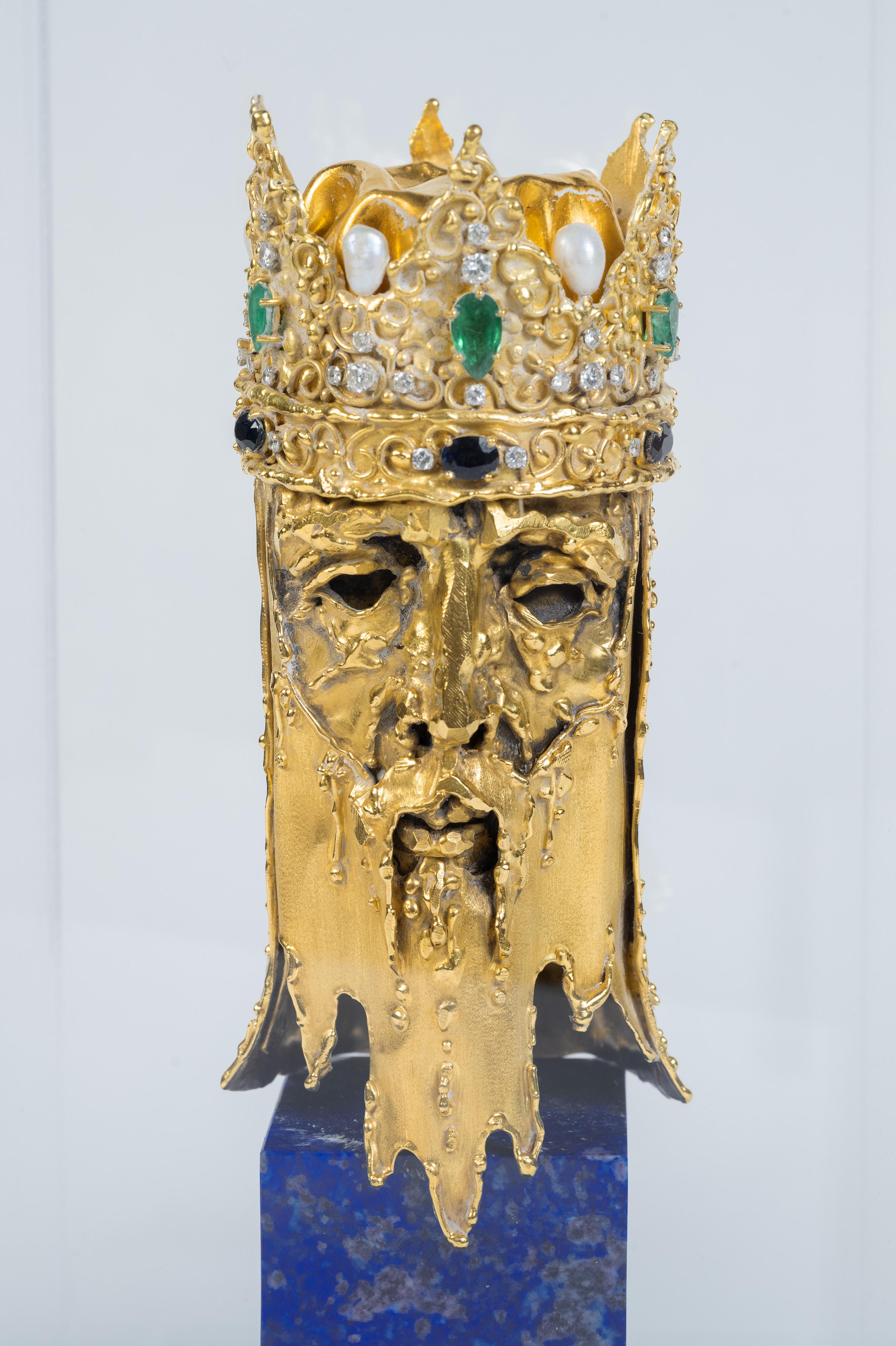 An 18K Gold and Gem Set Bust of a King, by George Weil London For Sale 1