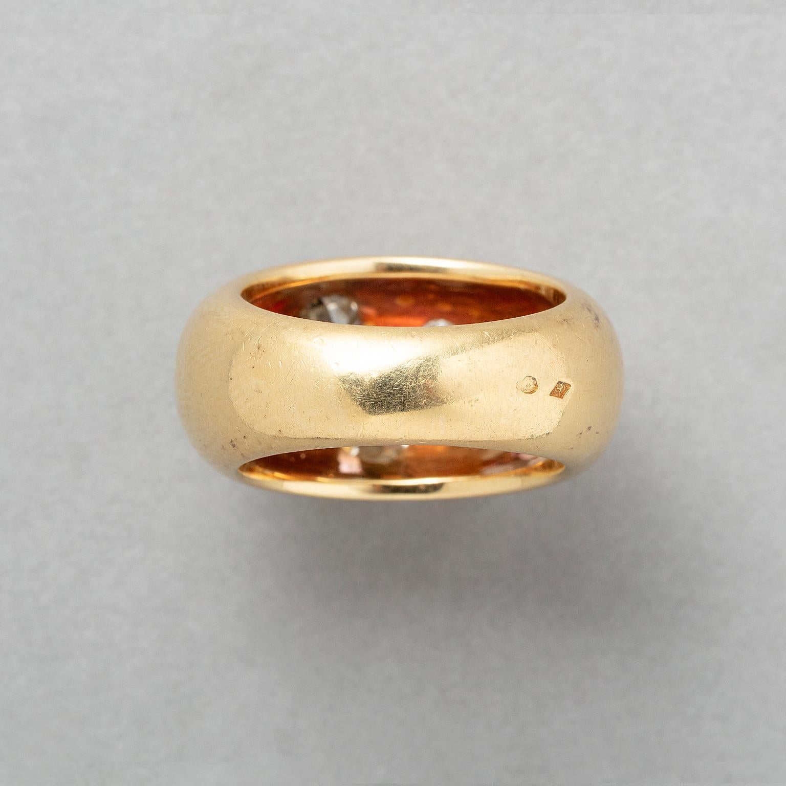 Un anello Bombé in oro 18k con diamanti taglio antico In condizioni buone in vendita a Amsterdam, NL