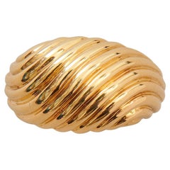 An 18k Gold Boucheron Ribbed Dome Ring