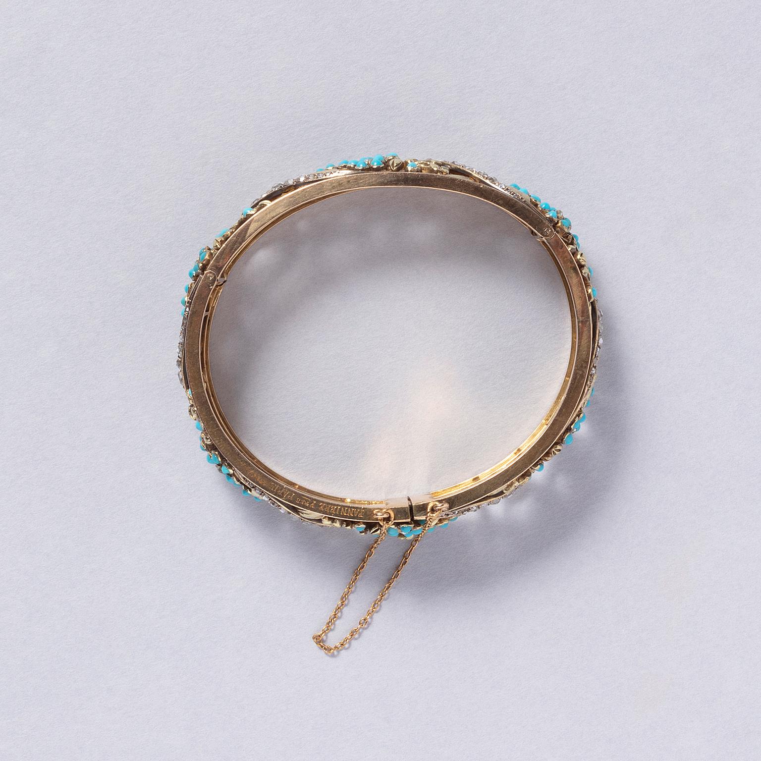 An 18k gold bracelet with turquoise and diamond For Sale 1
