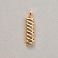 An 18k Gold Cartier Trinity Box Charm