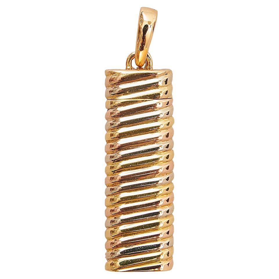An 18k Gold Cartier Trinity Box Charm im Angebot