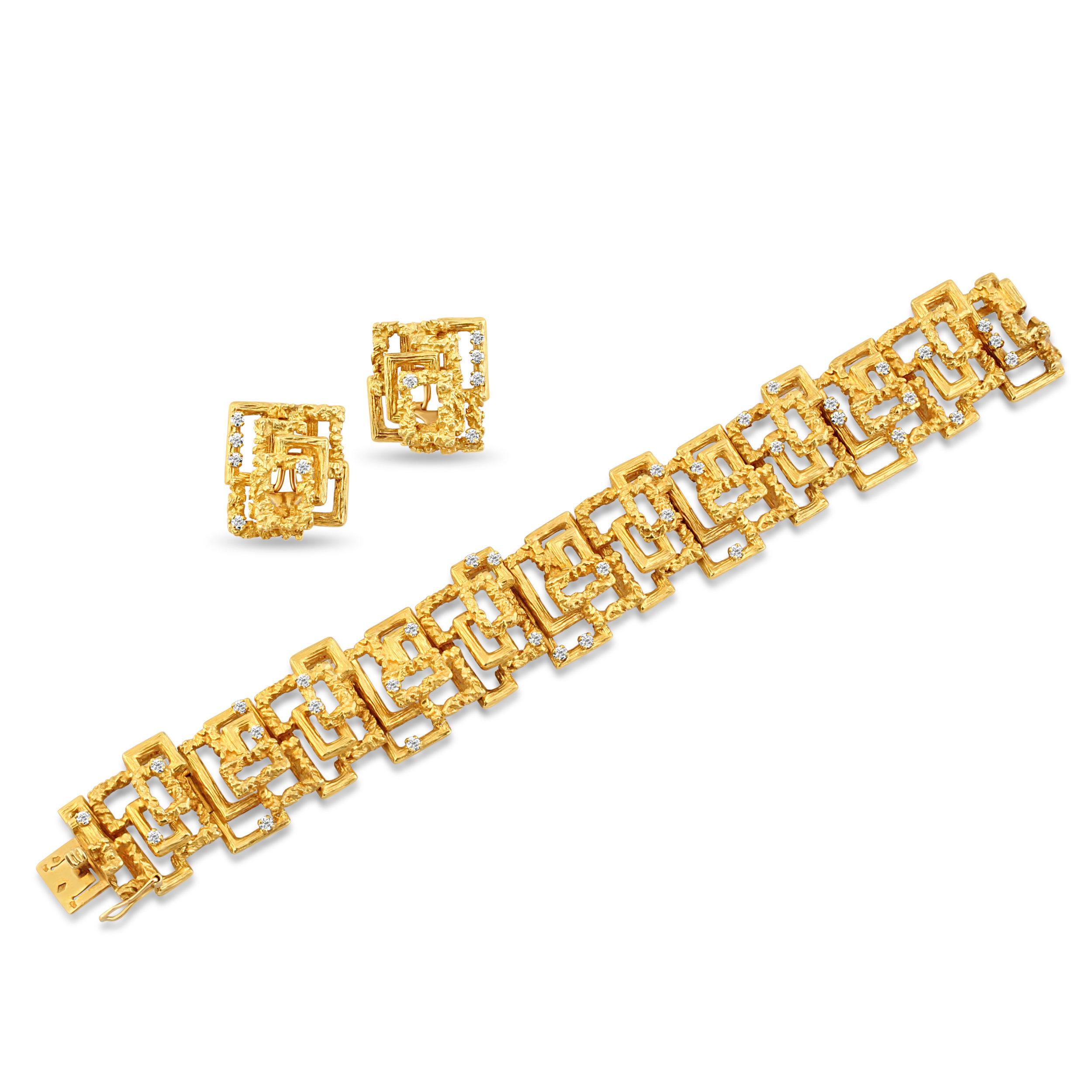 18k Gold & Diamond Bracelet and Earrings In Good Condition For Sale In London, GB