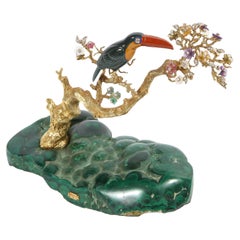 Or 18 carats, diamants, améthyste, tourmaline, pierre de sang et oiseau toucan en jaspe