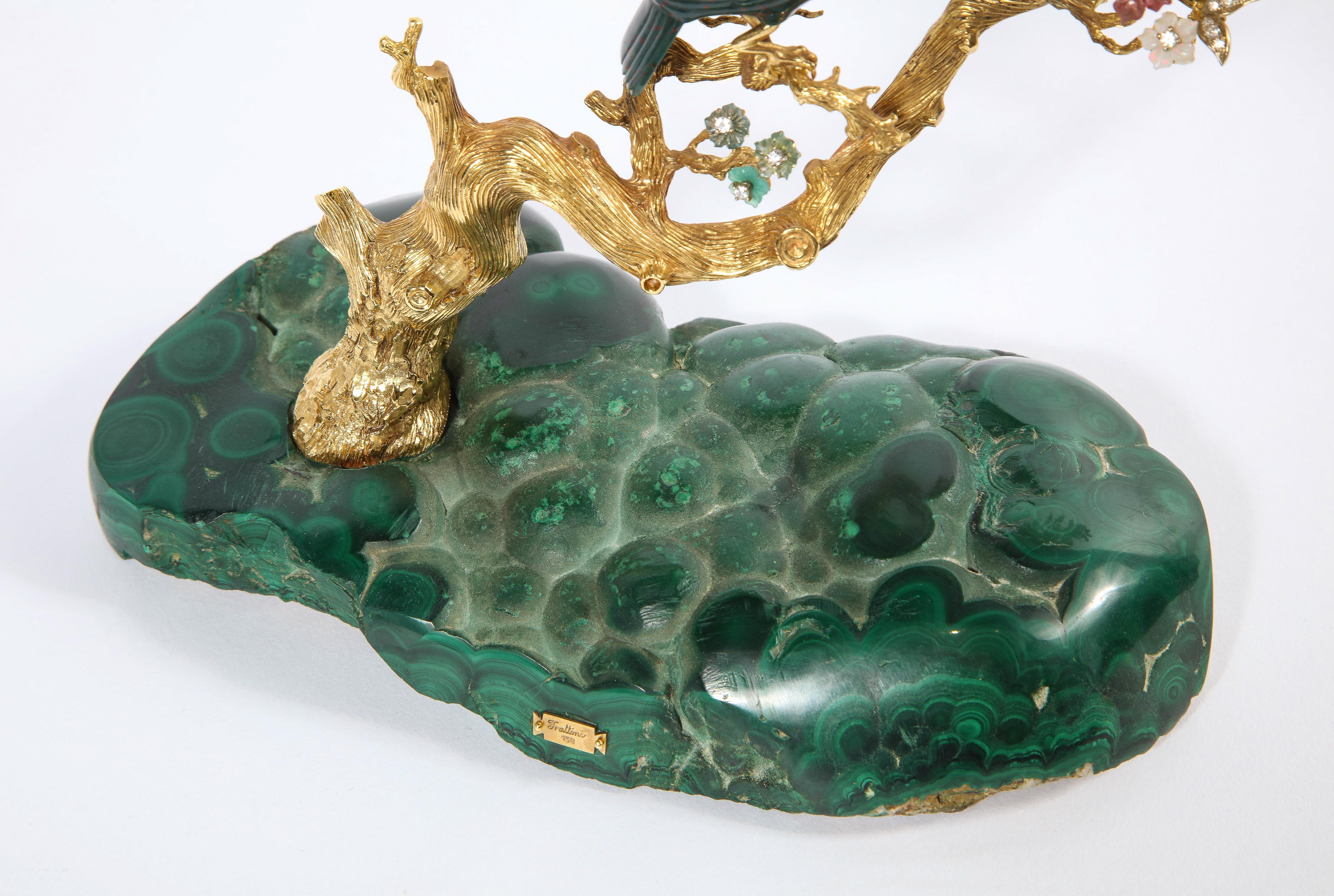 Pájaro tucán de oro de 18 quilates, diamantes, amatista, turmalina, piedra de sangre y jaspe Oro en venta