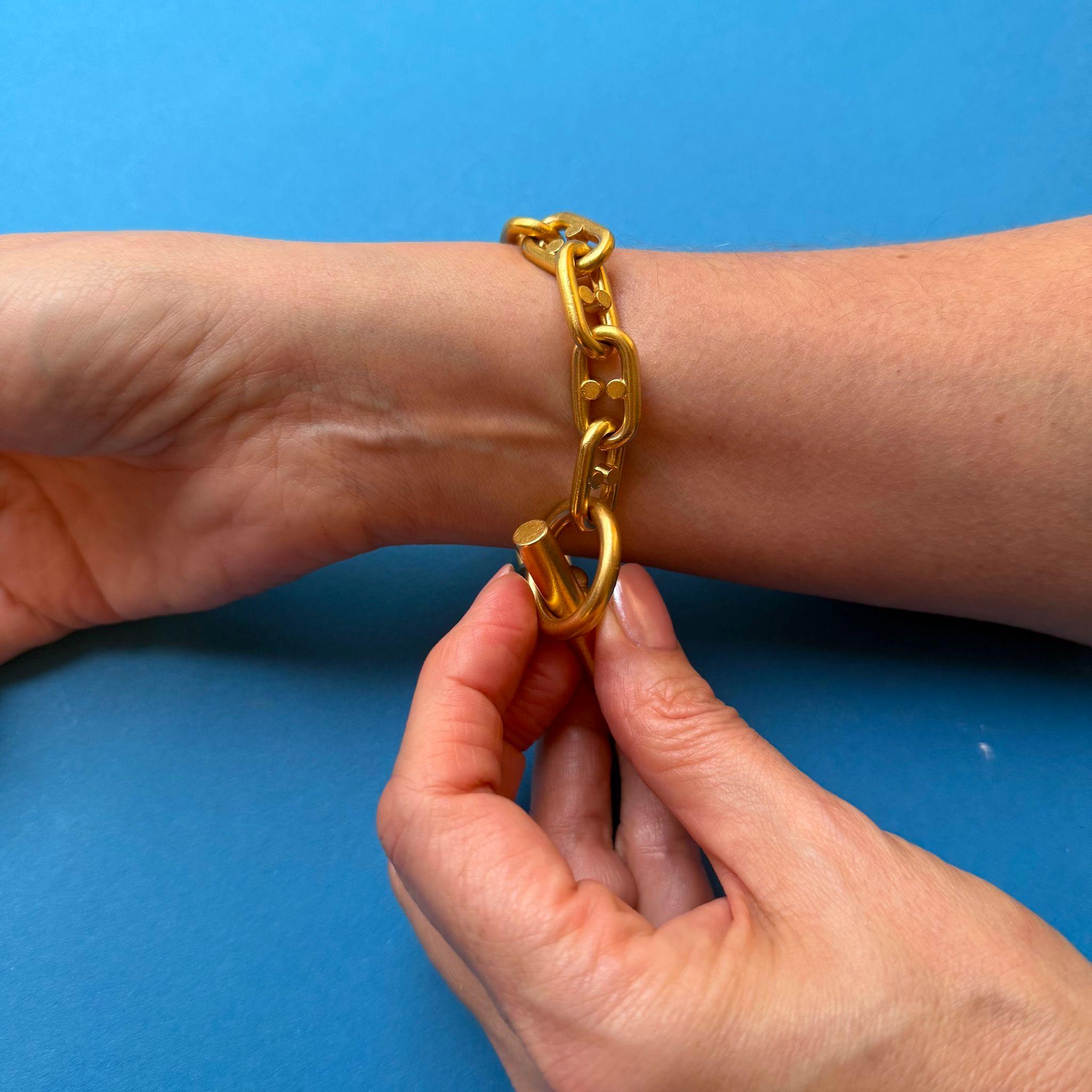 An 18k Gold French Chaine d'Ancre Bracelet For Sale 1