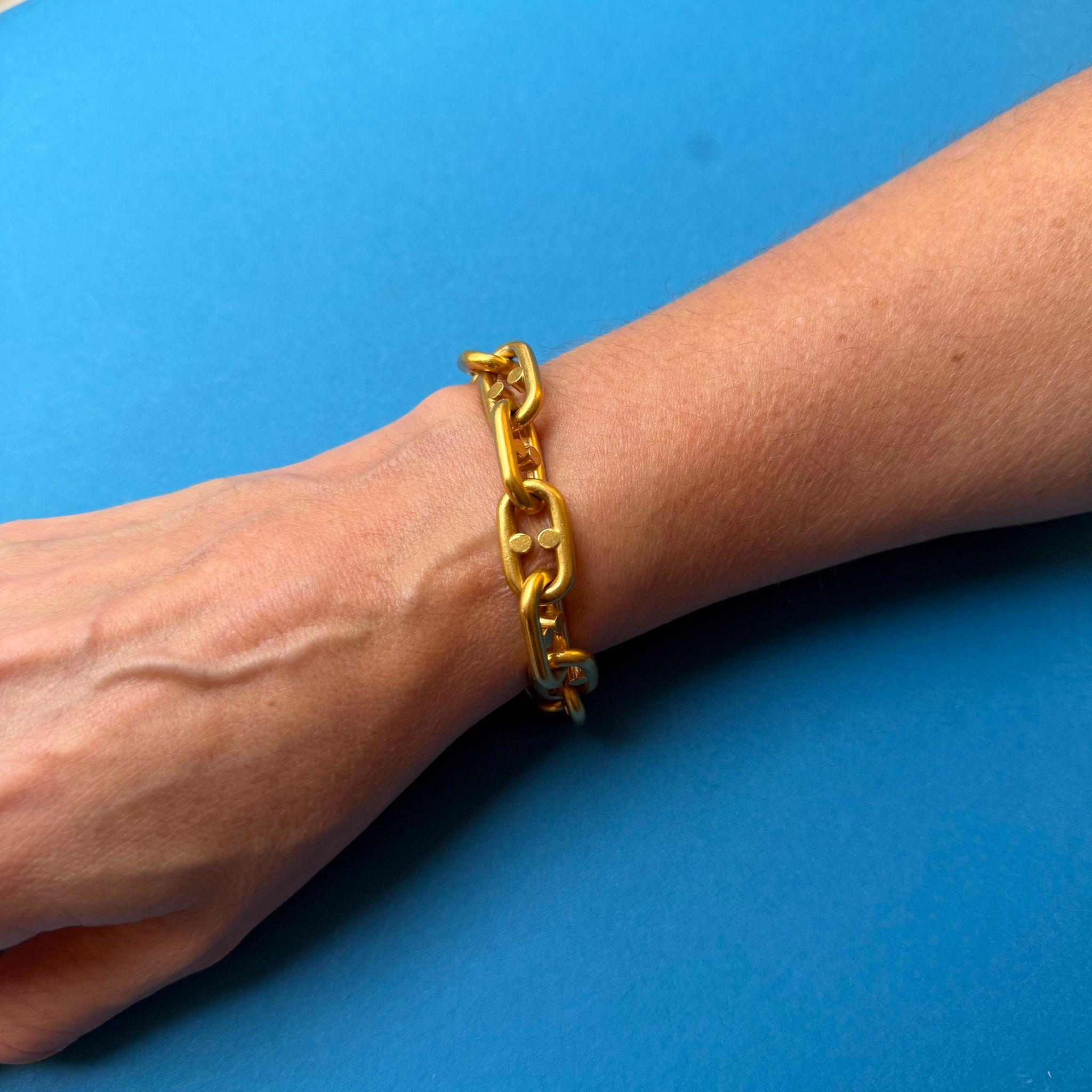 An 18k Gold French Chaine d'Ancre Bracelet For Sale 2