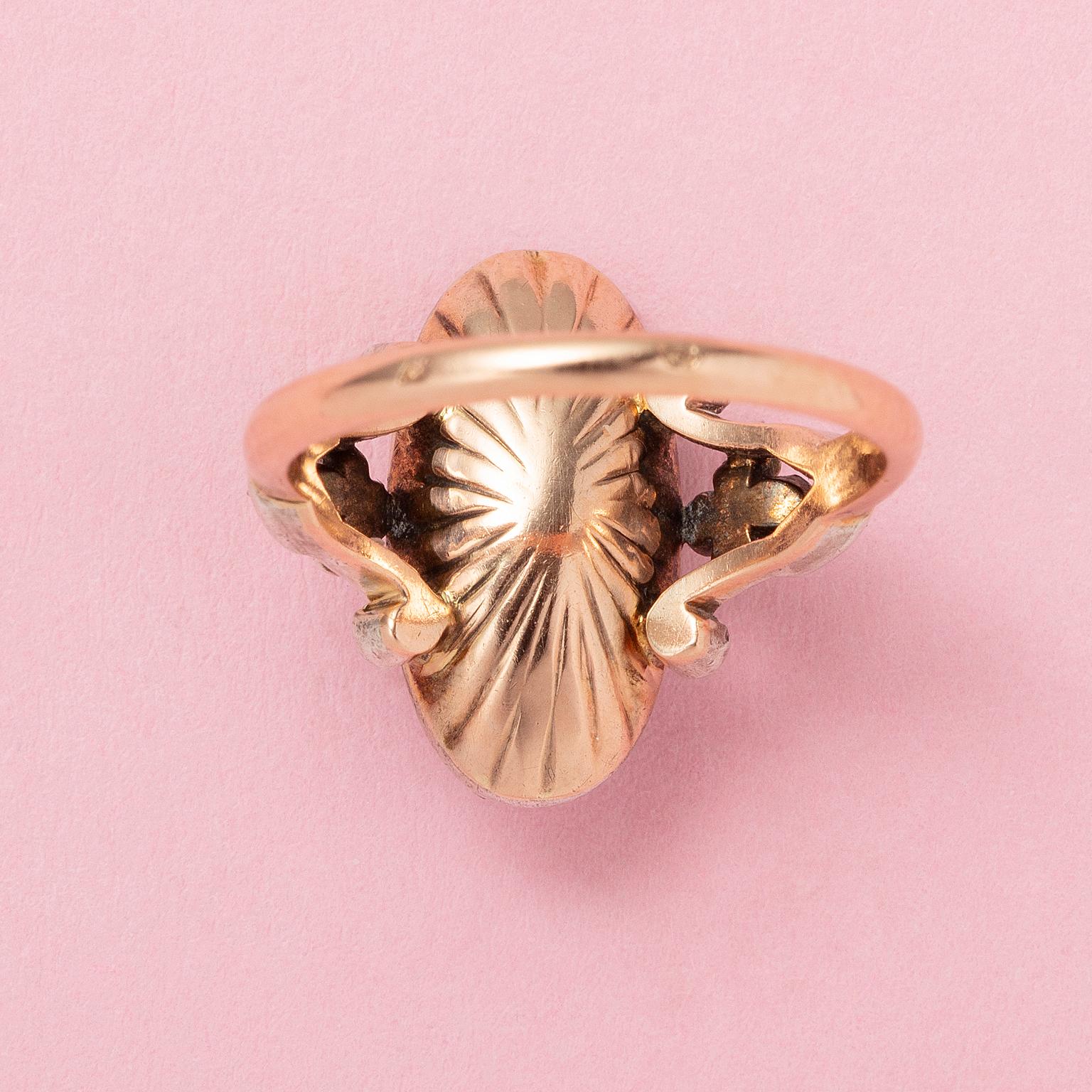 da uomo o donna Un anello francese in oro 18k con topazio rosa e diamante in vendita