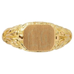 An 18k Gold French Signet Ring