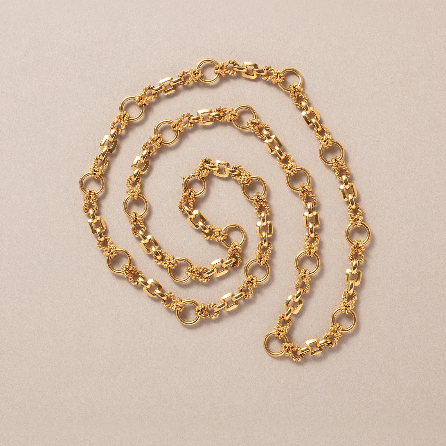 Knotenhalskette aus 18 Karat Gelbgold, signiert: Hermès, Modell 
