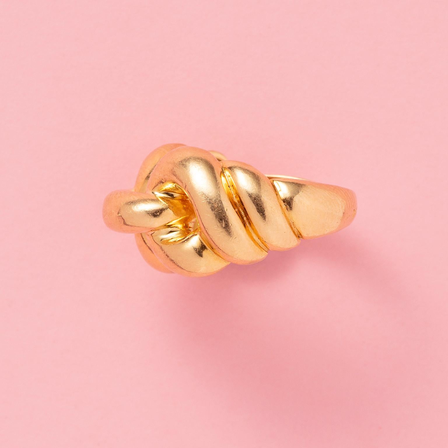 An 18k Gold Hermès Knot Ring In Good Condition In Amsterdam, NL