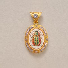 An 18k Gold Locket with Micromosaic