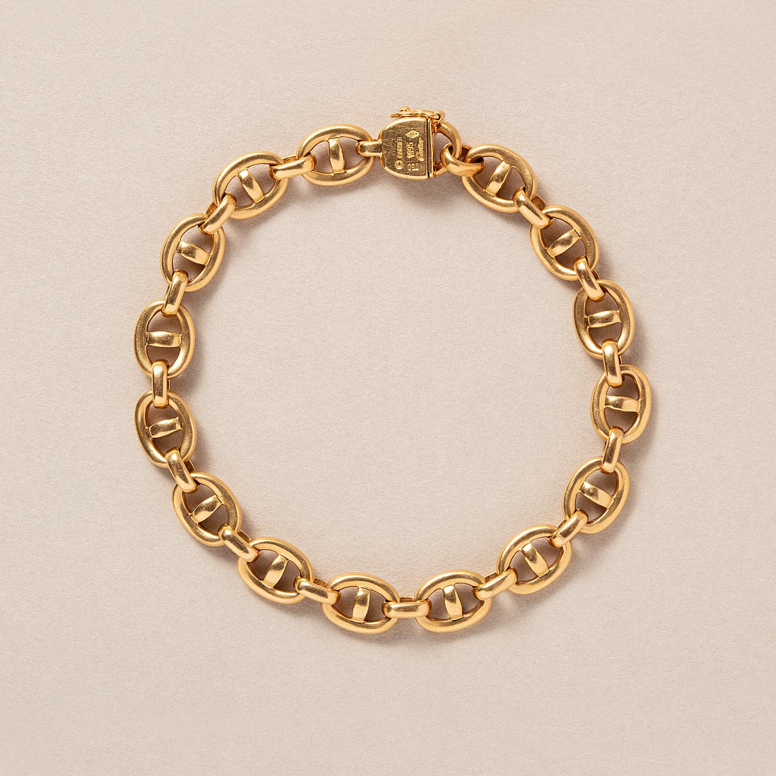 An 18K Gold Mariner Link Cartier Bracelet In Good Condition In Amsterdam, NL