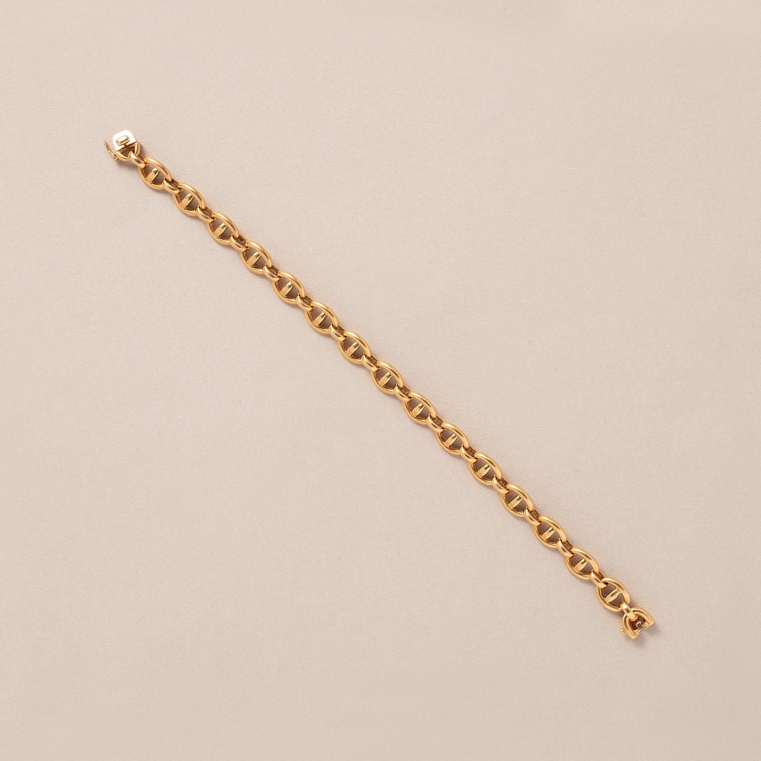 Women's or Men's An 18K Gold Mariner Link Cartier Bracelet