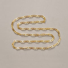An 18k Gold mariner link chain