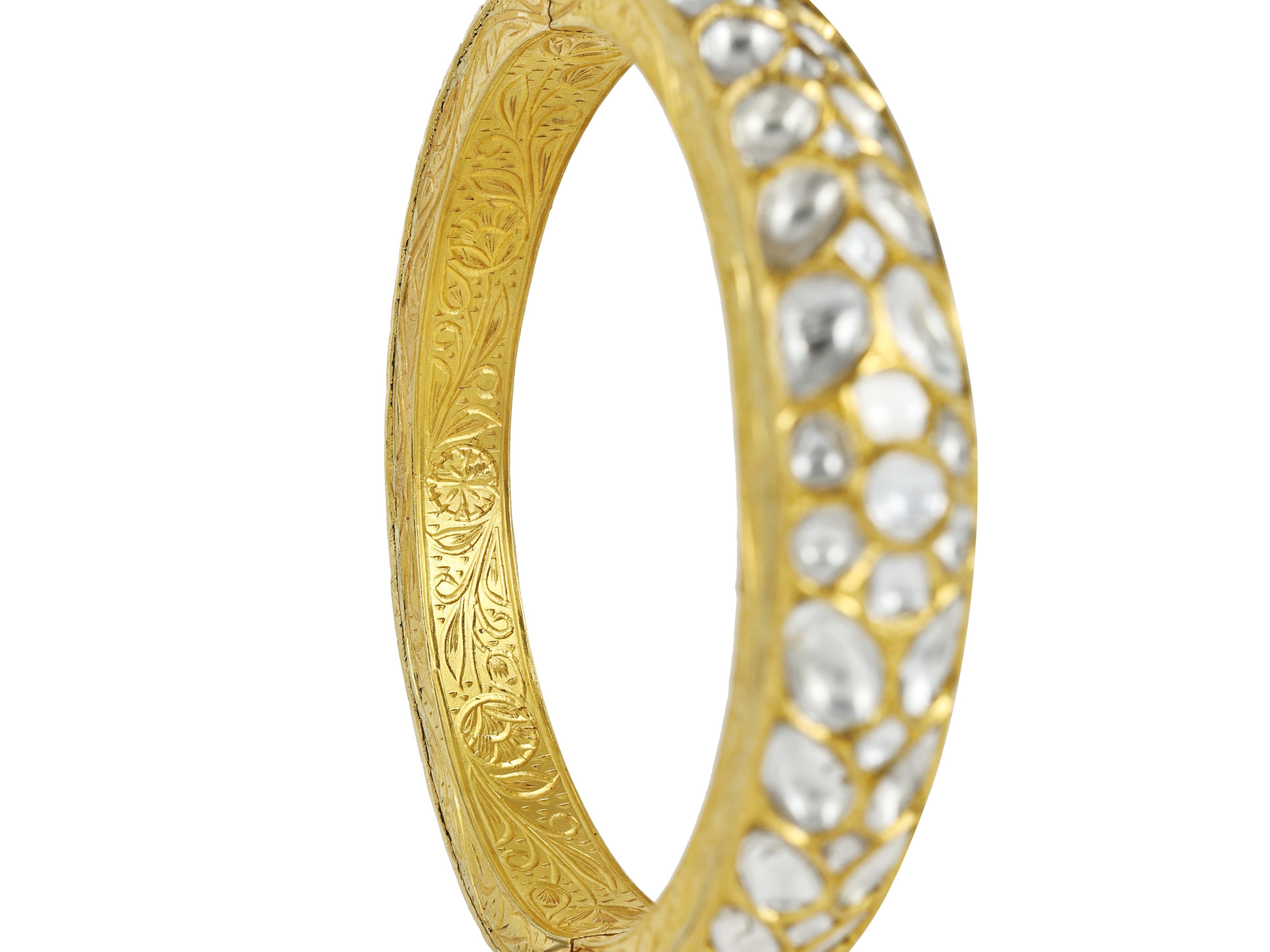 Donna Un braccialetto polkis con diamante naturale in oro 18 carati  Gioielli del patrimonio indiano in vendita